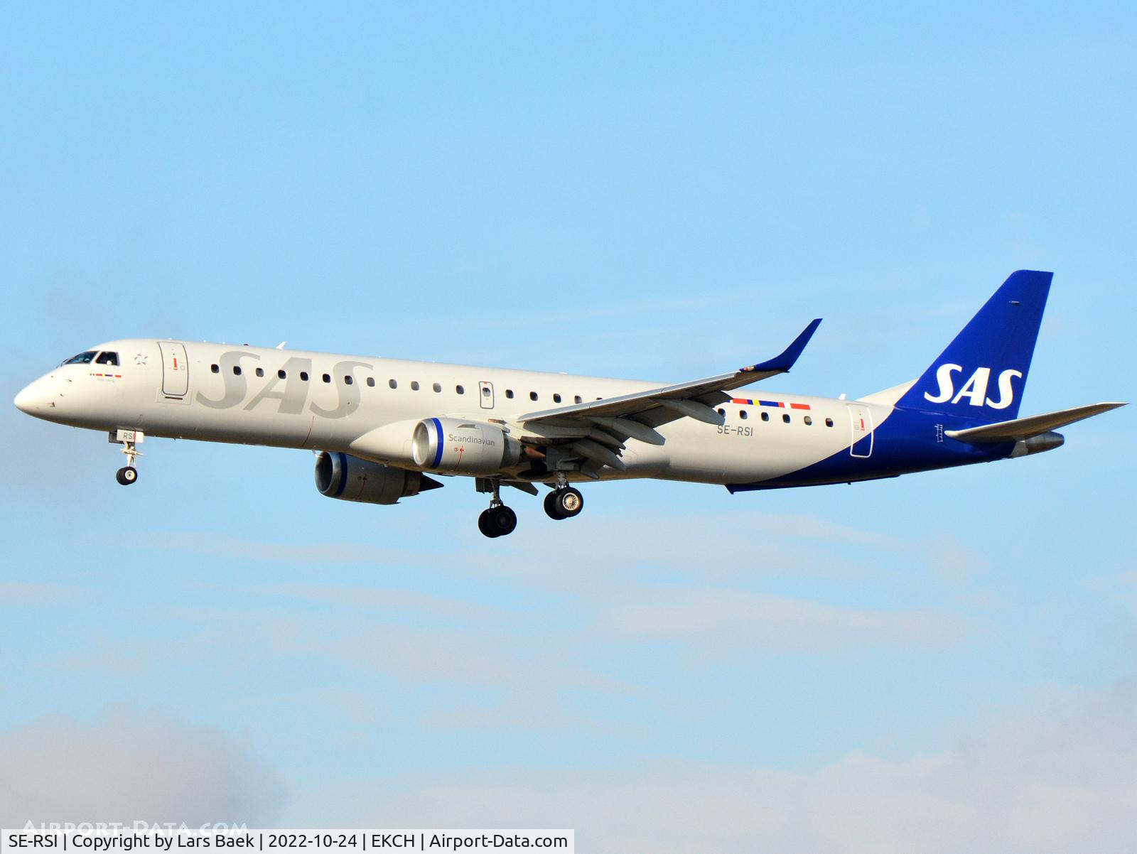 SE-RSI, 2007 Embraer 195LR (ERJ-190-200LR) C/N 19000104, RWY22L 