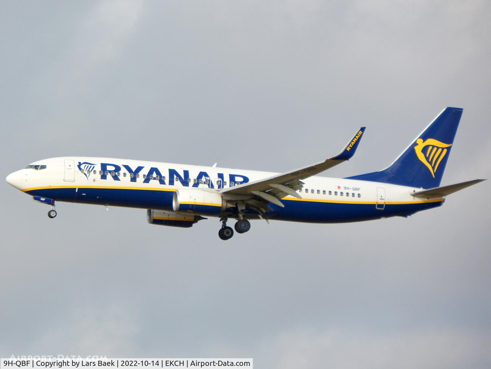 9H-QBF, 2017 Boeing 737-8AS C/N 44801, RWY22L Malta Air