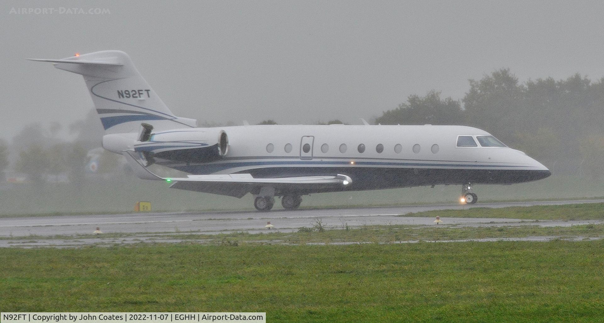 N92FT, 2013 Israel Aerospace Industries Gulfstream G-280 C/N 2234, Arriving in pouring rain