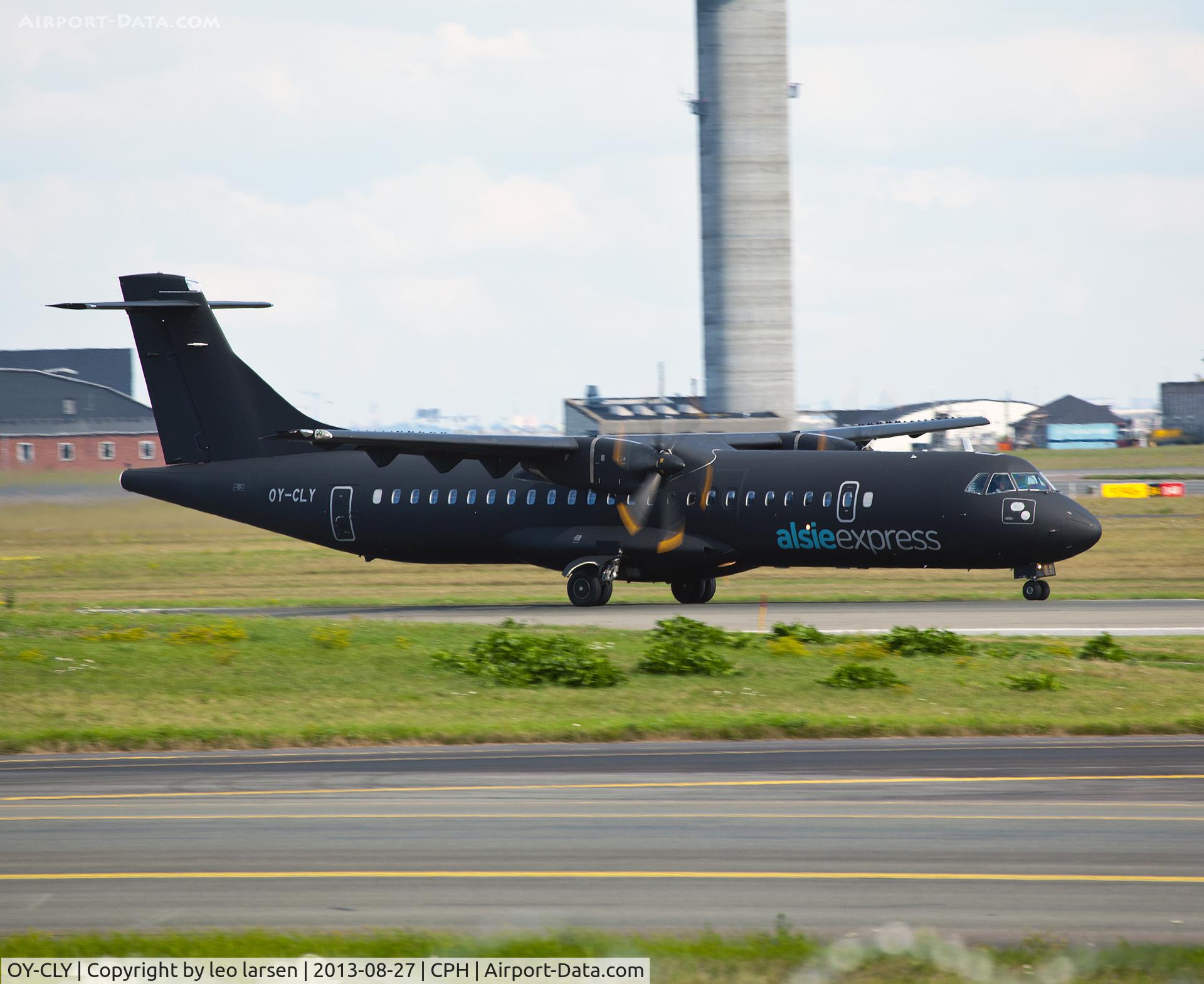 OY-CLY, 2008 ATR 72-212A C/N 799, Copenhagen 27.8.2013