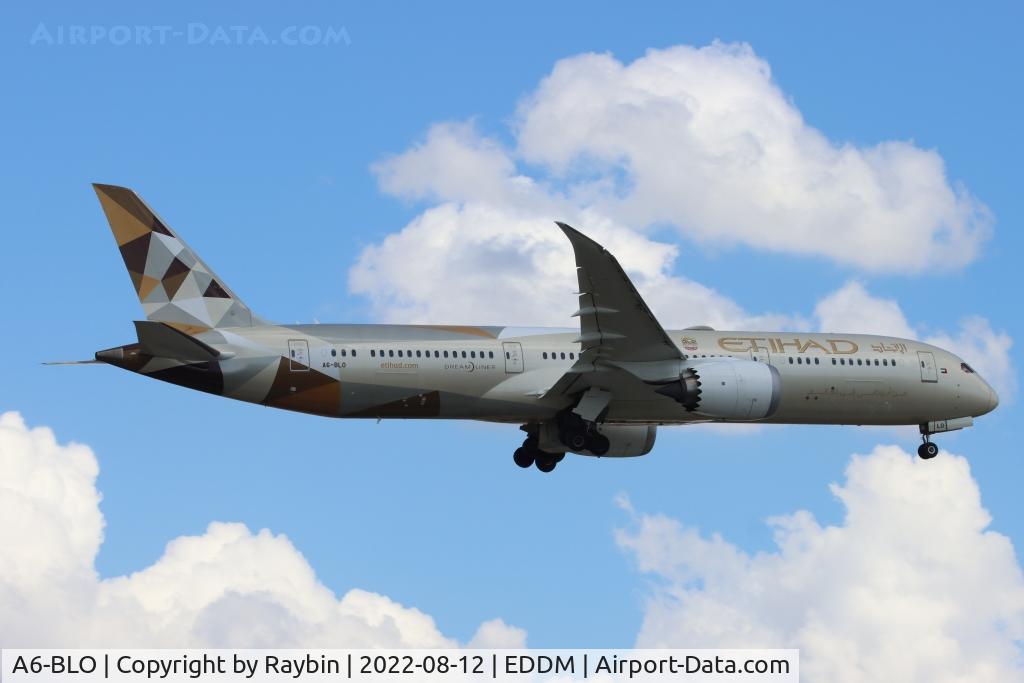 A6-BLO, 2017 Boeing 787-9 Dreamliner C/N 39660, Etihad