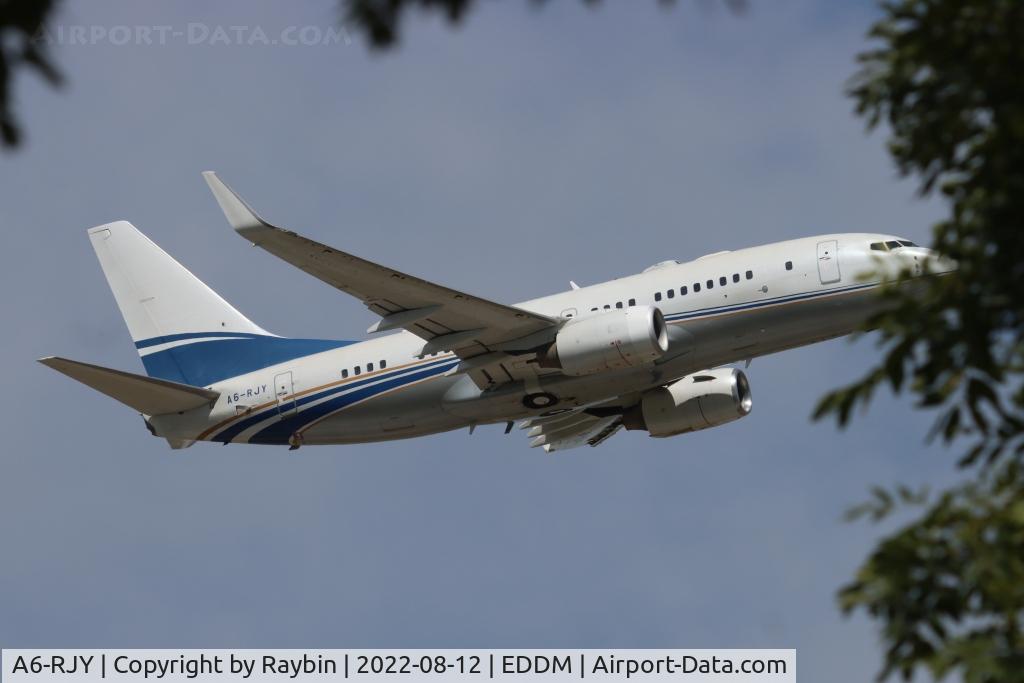 A6-RJY, 1999 Boeing 737-7Z5 BBJ C/N 29857, UAE Royal Jet, unfortunately a bit to fast