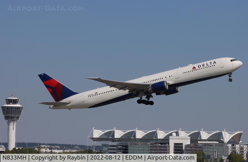 N833MH, 2000 Boeing 767-432/ER C/N 29706, Delta