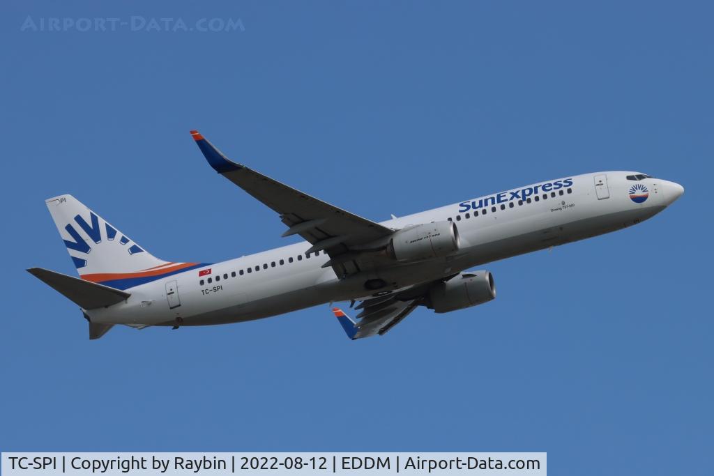 TC-SPI, 2011 Boeing 737-800 C/N 40725, SunExpress