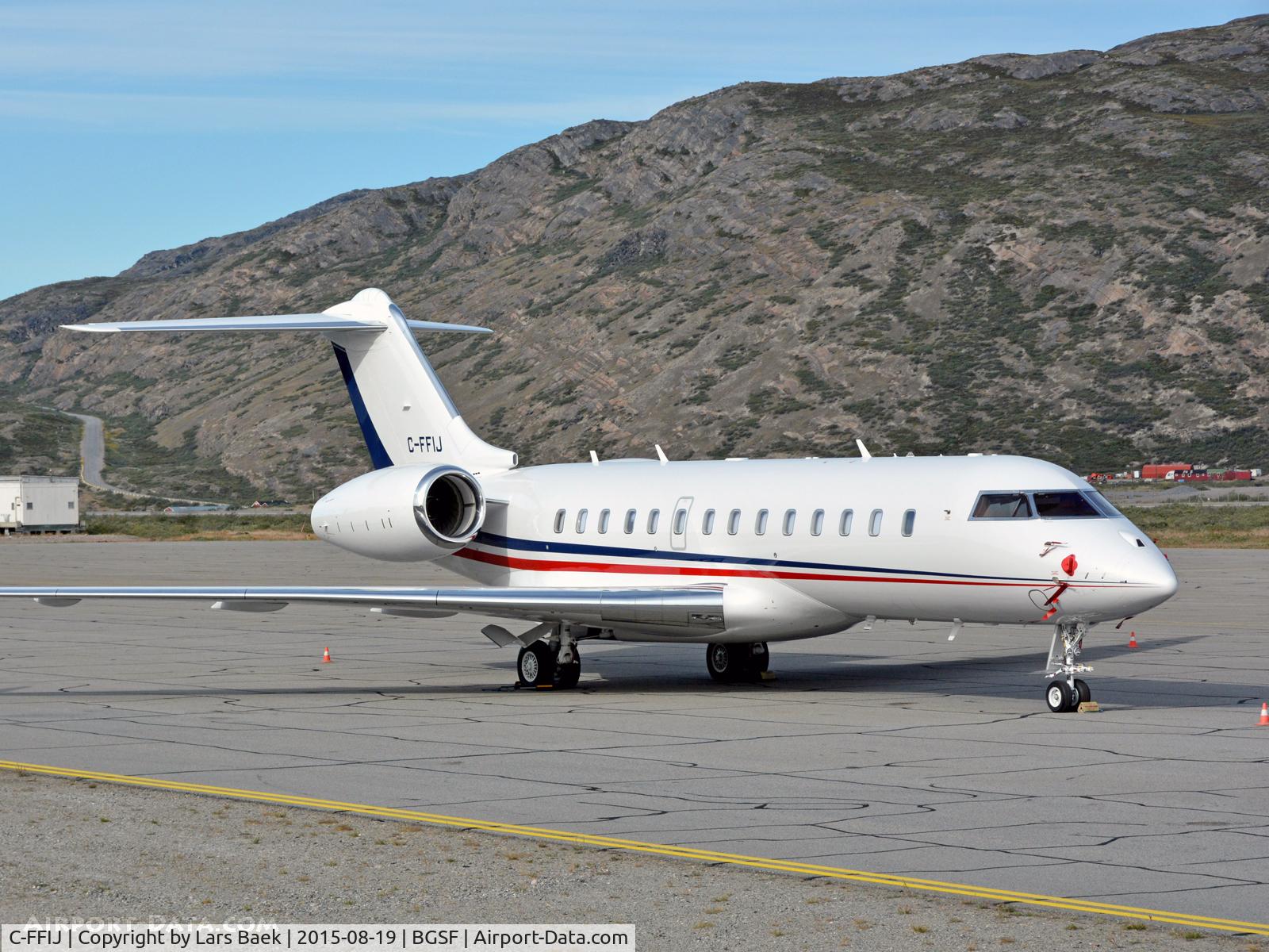 C-FFIJ, 2014 Bombardier BD-700-1A11 Global 5000 C/N 9642, Parked