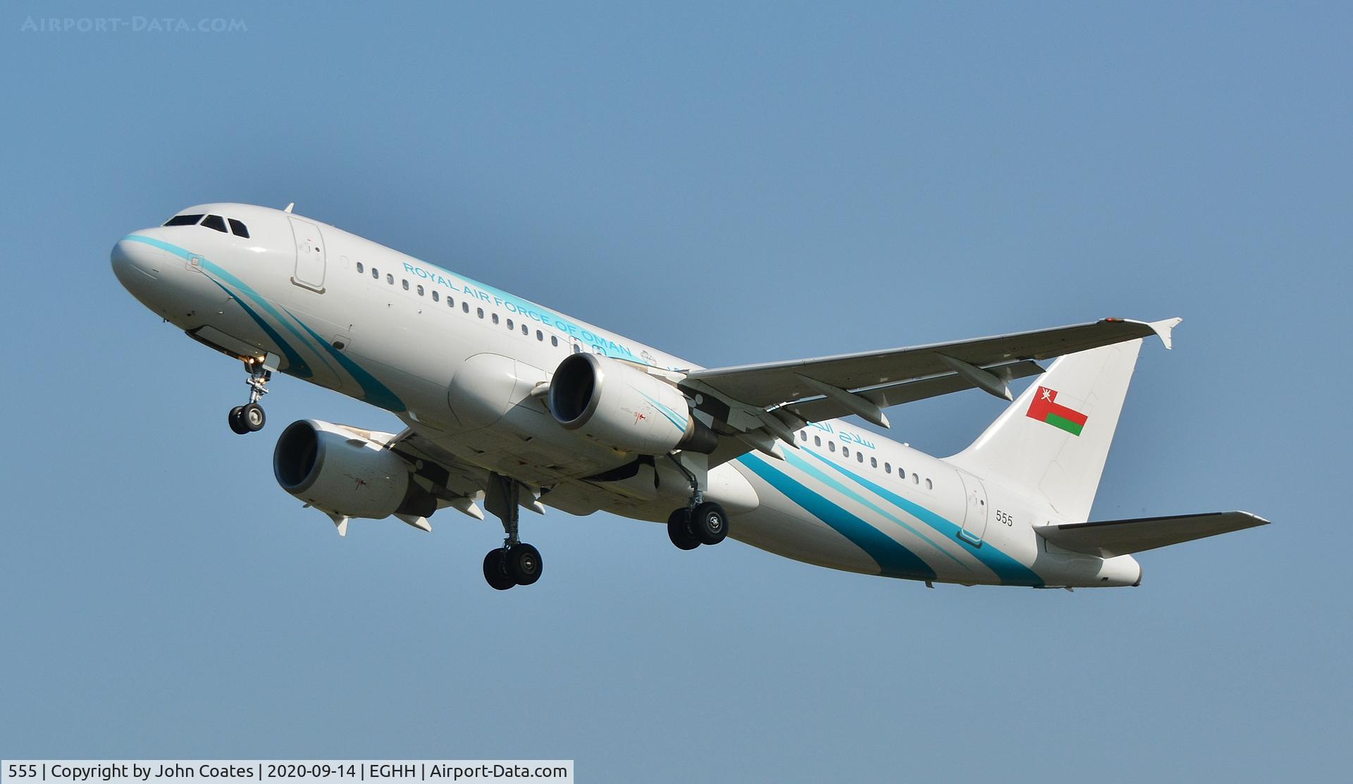 555, 2009 Airbus ACJ320 (A320-214/CJ) C/N 4117, Departing off 26