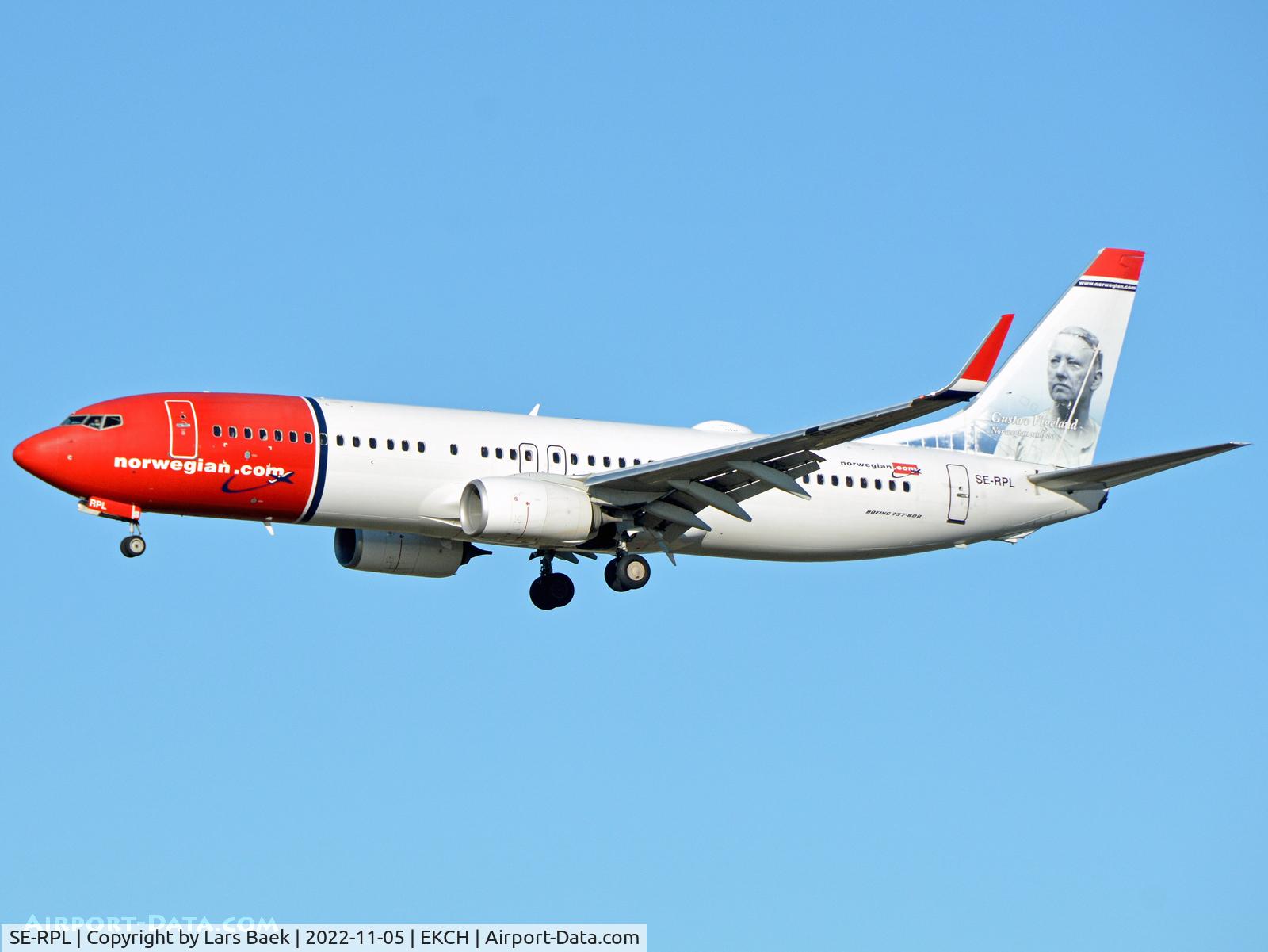 SE-RPL, 2016 Boeing 737-8JP C/N 42080, RWY22L
