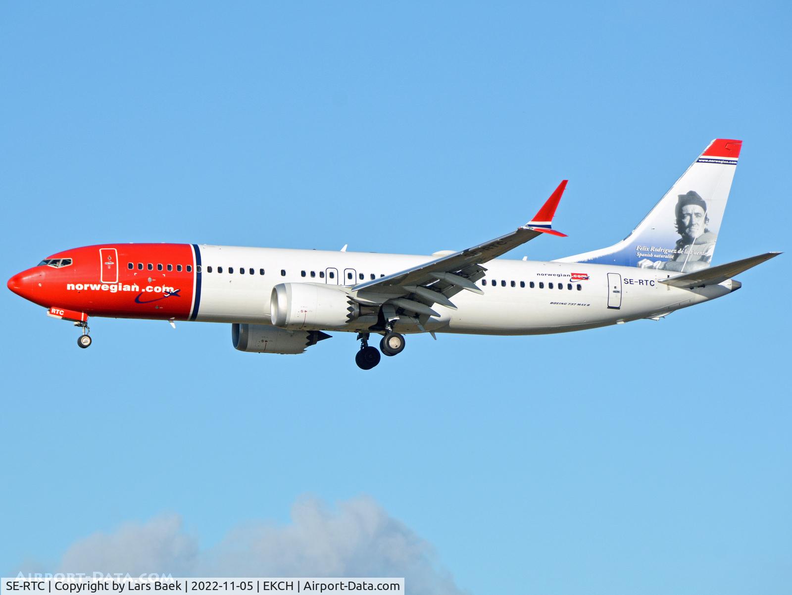 SE-RTC, 2018 Boeing 737-8 MAX C/N 63973, RWY22L