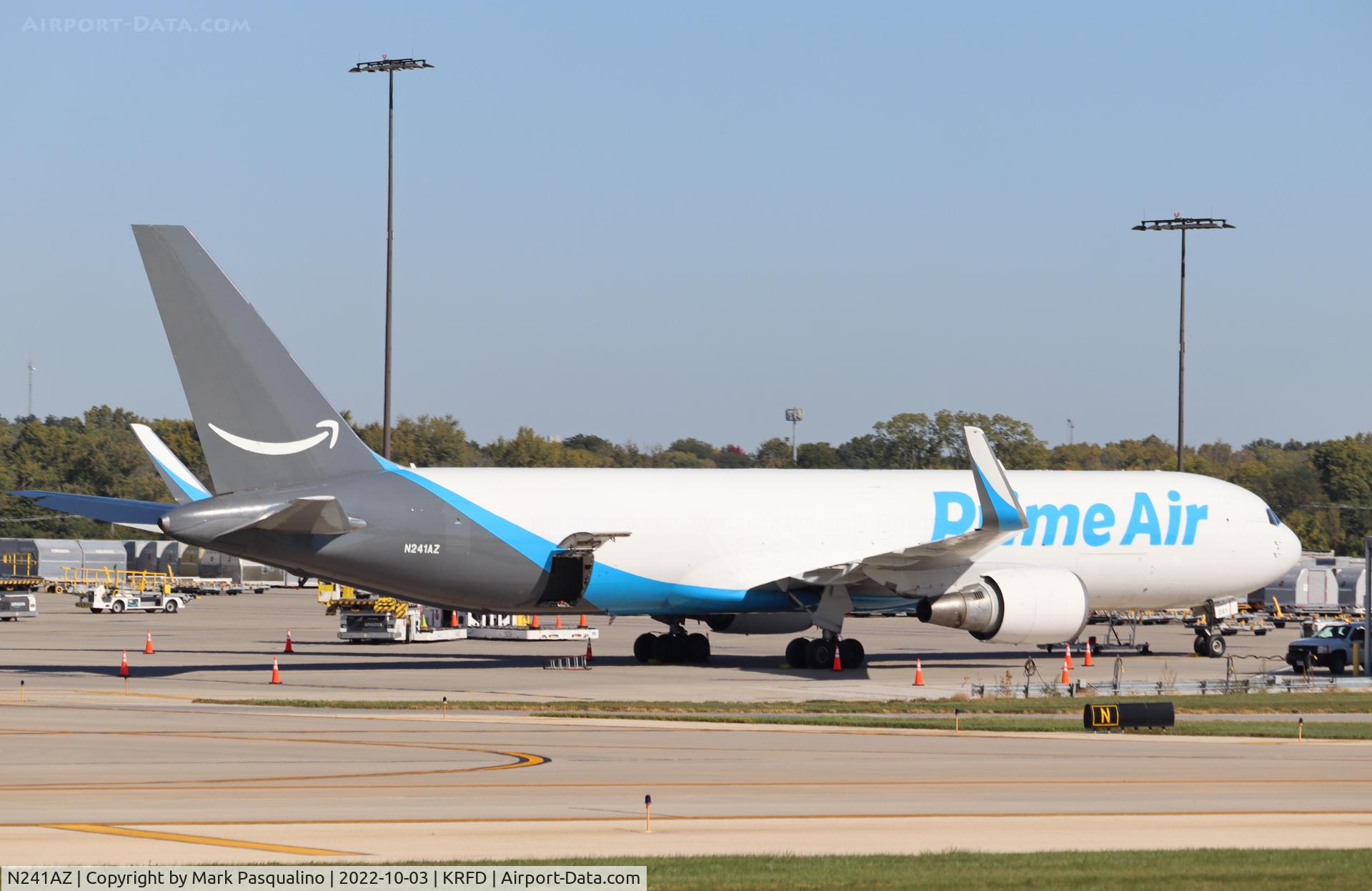 N241AZ, 1995 Boeing 767-323 C/N 27451, Boeing 767-323