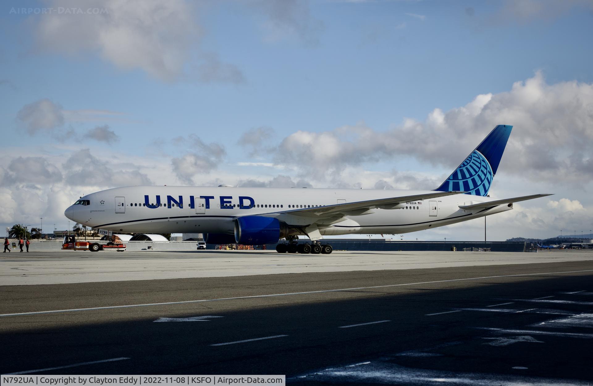 N792UA, 1997 Boeing 777-222 C/N 26934, SFO 2022.