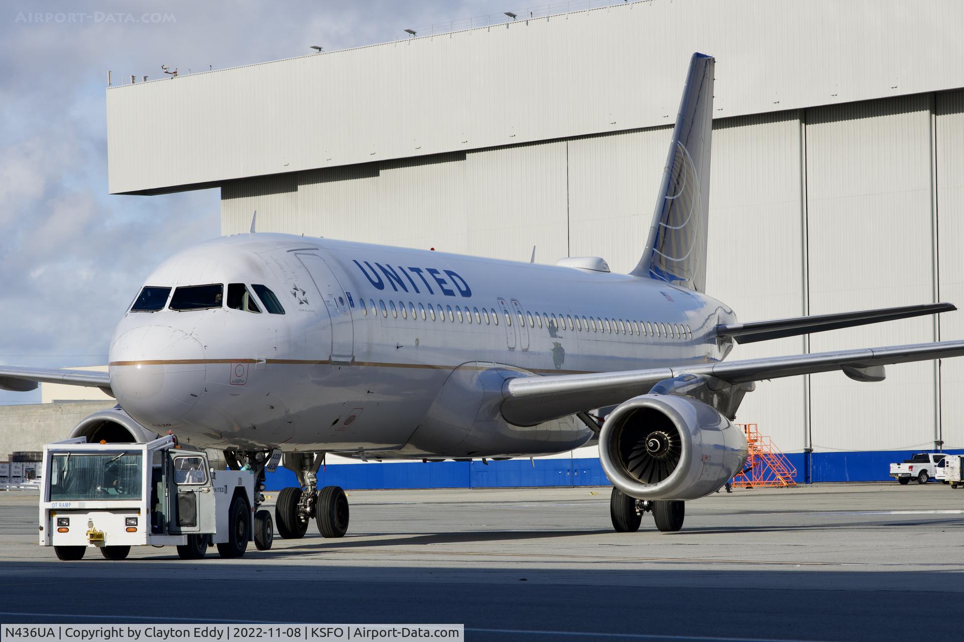 N436UA, 1996 Airbus A320-232 C/N 638, SFO 2022.