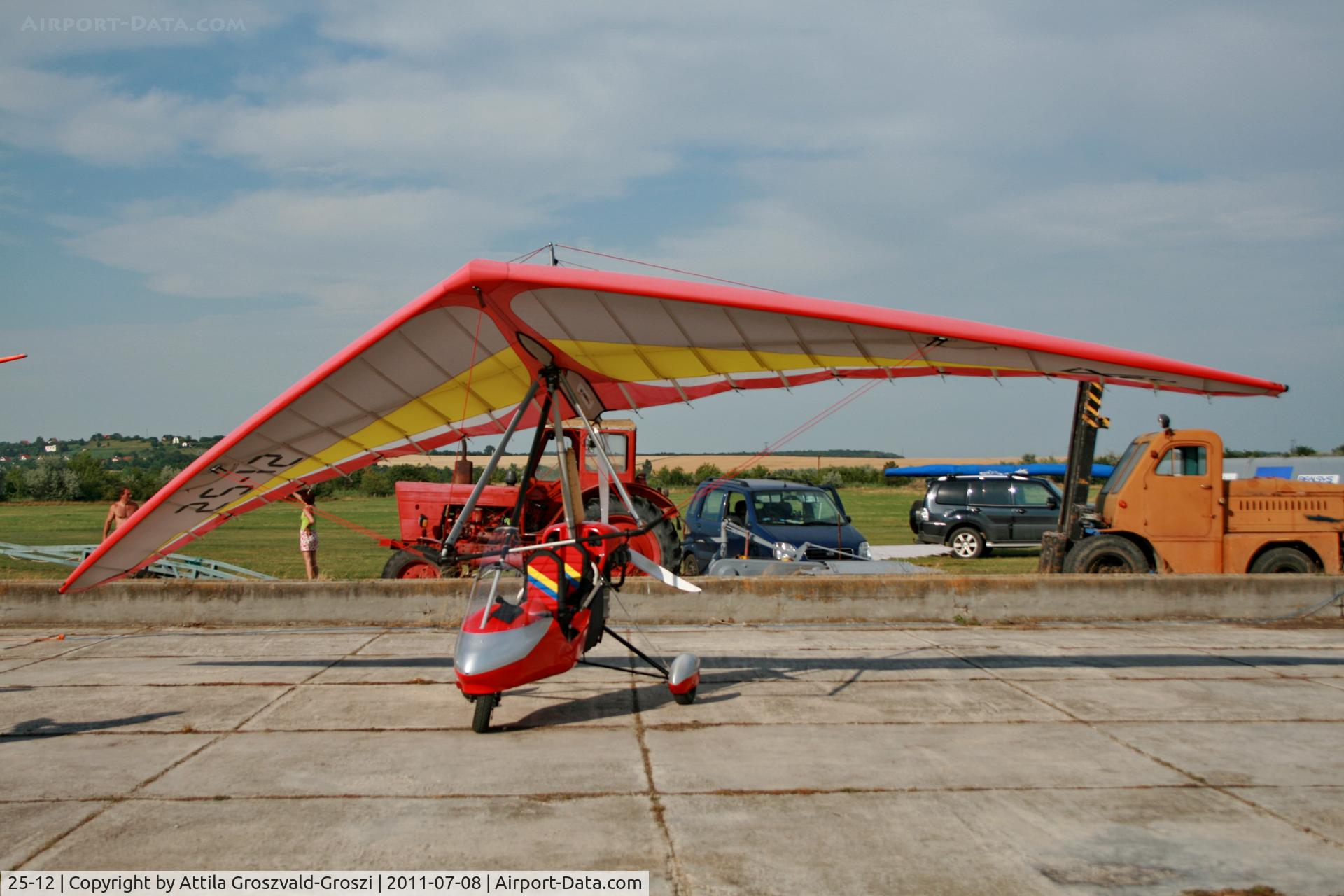 25-12, 2010 Halley Apollo C15TN / Jetstar C/N 503005/2010/1, Balatonfökajár Airport, Hungary Sirály Kupa