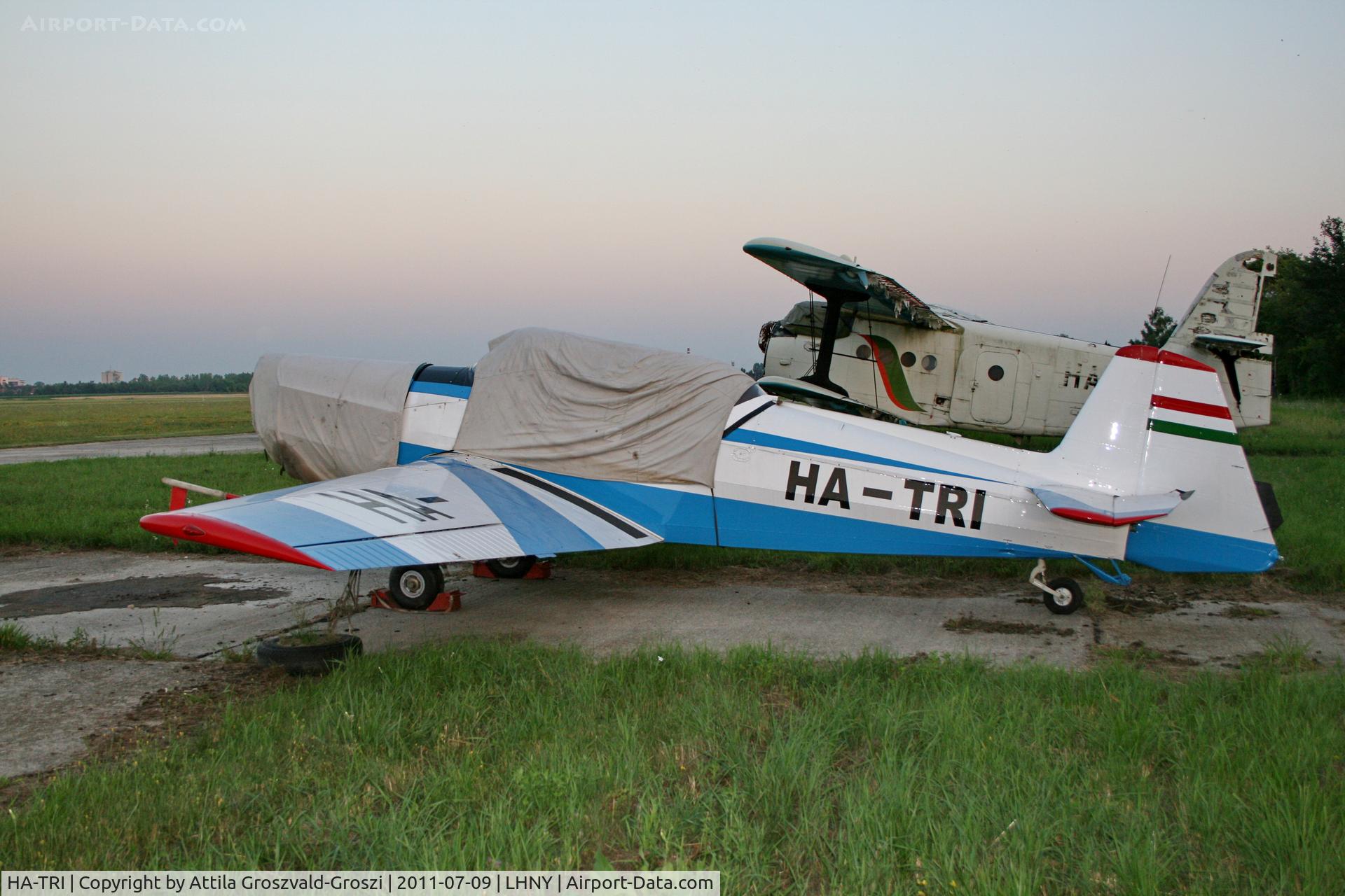 HA-TRI, Zlin Z-326M C/N 625-07, LHNY - Nyiregyháza Airport, Hungary
