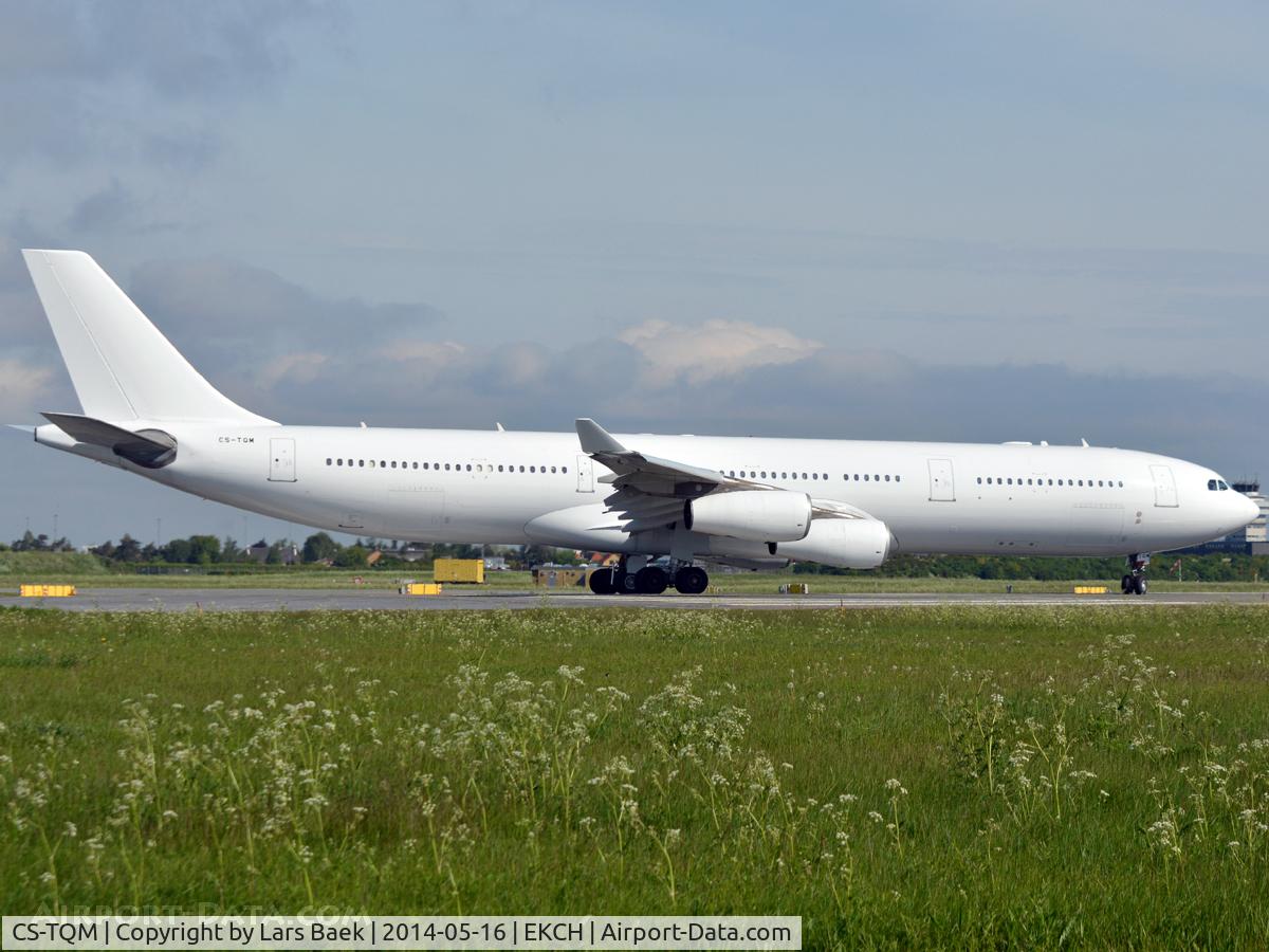 CS-TQM, 1995 Airbus A340-313 C/N 117, RWY04R