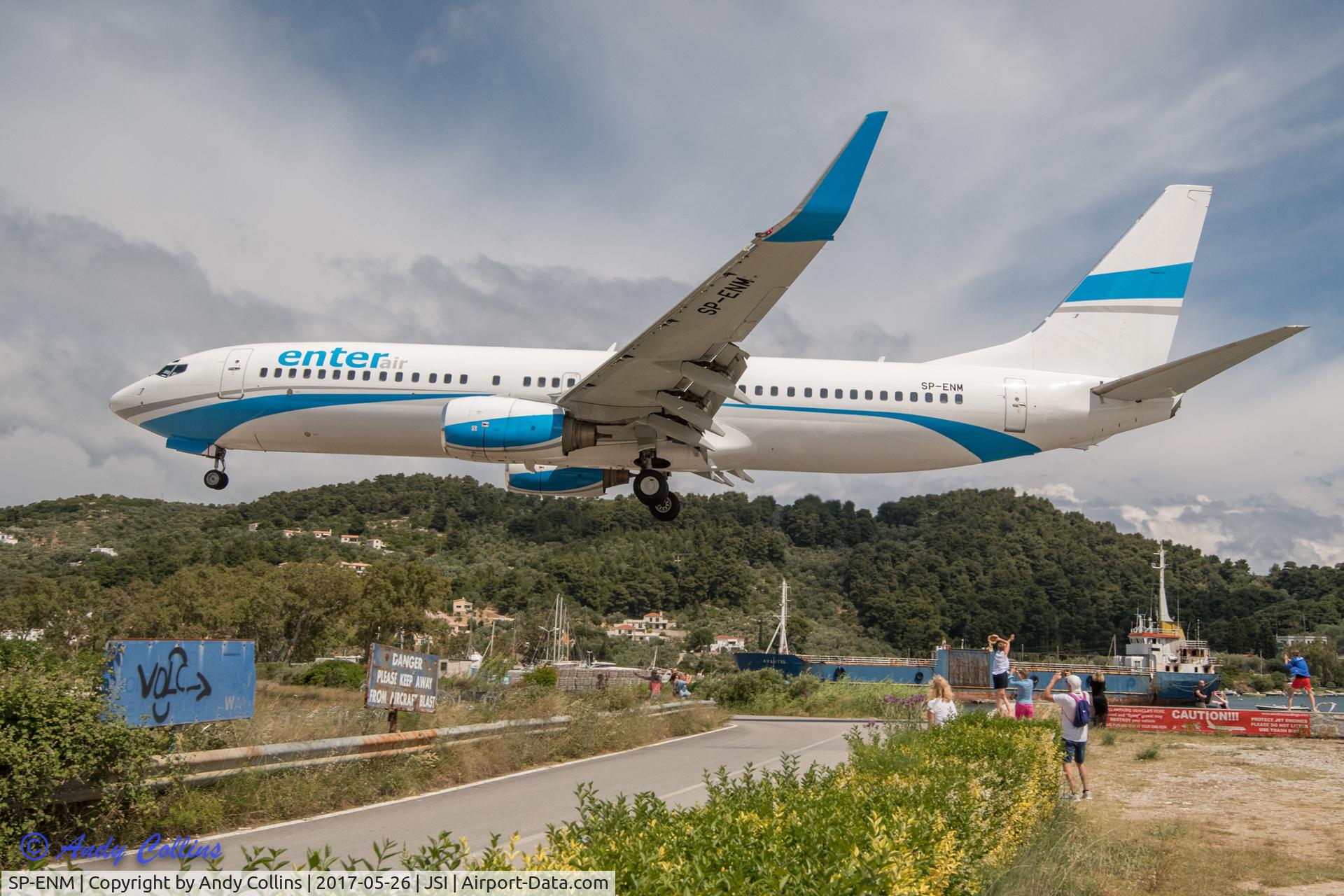 SP-ENM, 2003 Boeing 737-8CX C/N 32367, Landing at Skiathos