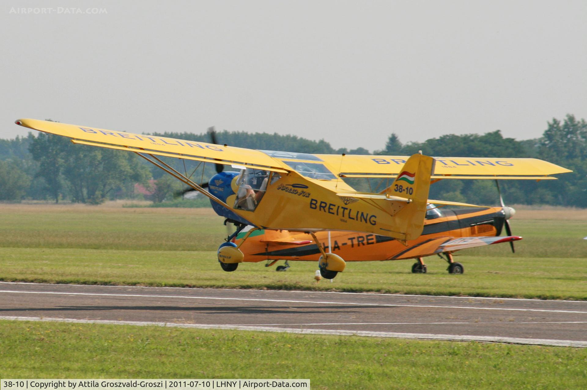 38-10, 2004 Halley Apollo Fox C/N 290904, LHNY - Nyiregyháza Airport, Hungary. Airshow 2011