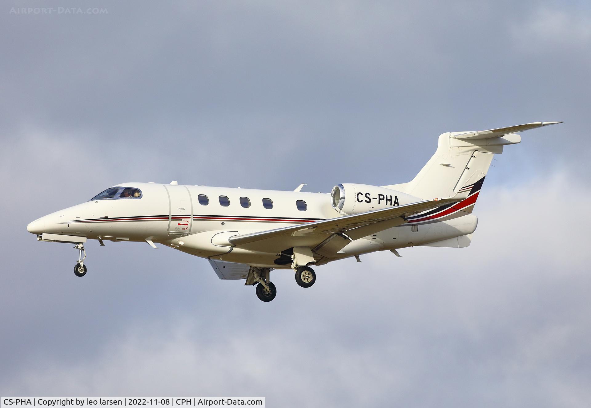 CS-PHA, 2014 Embraer EMB-505 Phenom 300 C/N 50500203, Copenhagen 8.11.2022