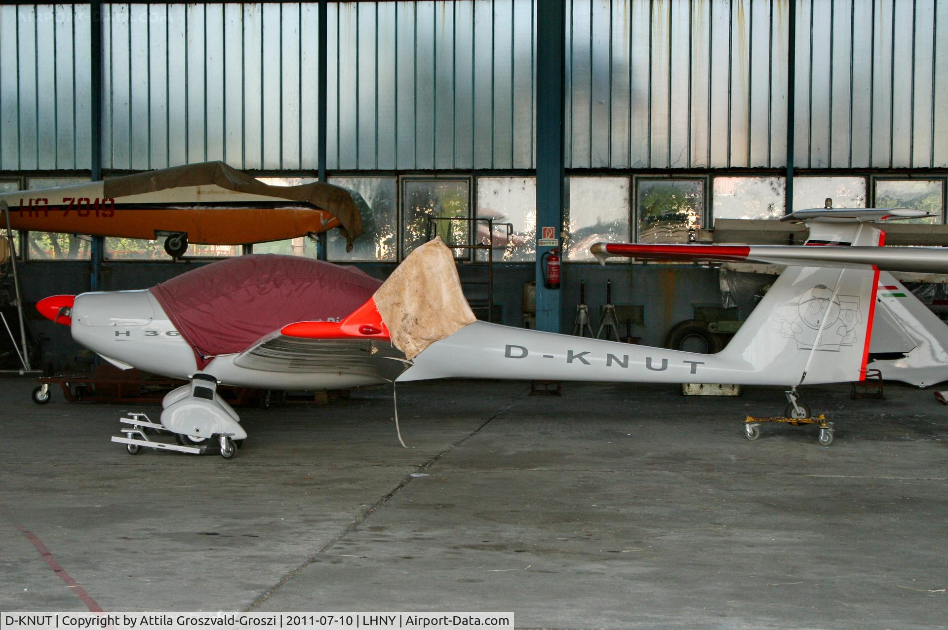 D-KNUT, 1983 Hoffmann H-36 Dimona C/N 3677, LHNY - Nyiregyháza Airport, Hungary. Airshow 2011