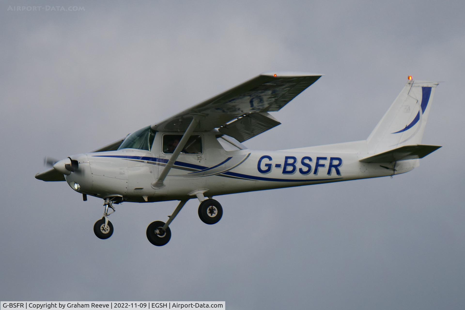 G-BSFR, 1979 Cessna 152 C/N 152-82268, Landing at Norwich.