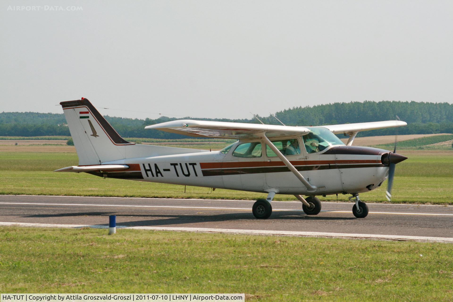 HA-TUT, Cessna 172P C/N 17274510, LHNY - Nyiregyháza Airport, Hungary. Airshow 2011
