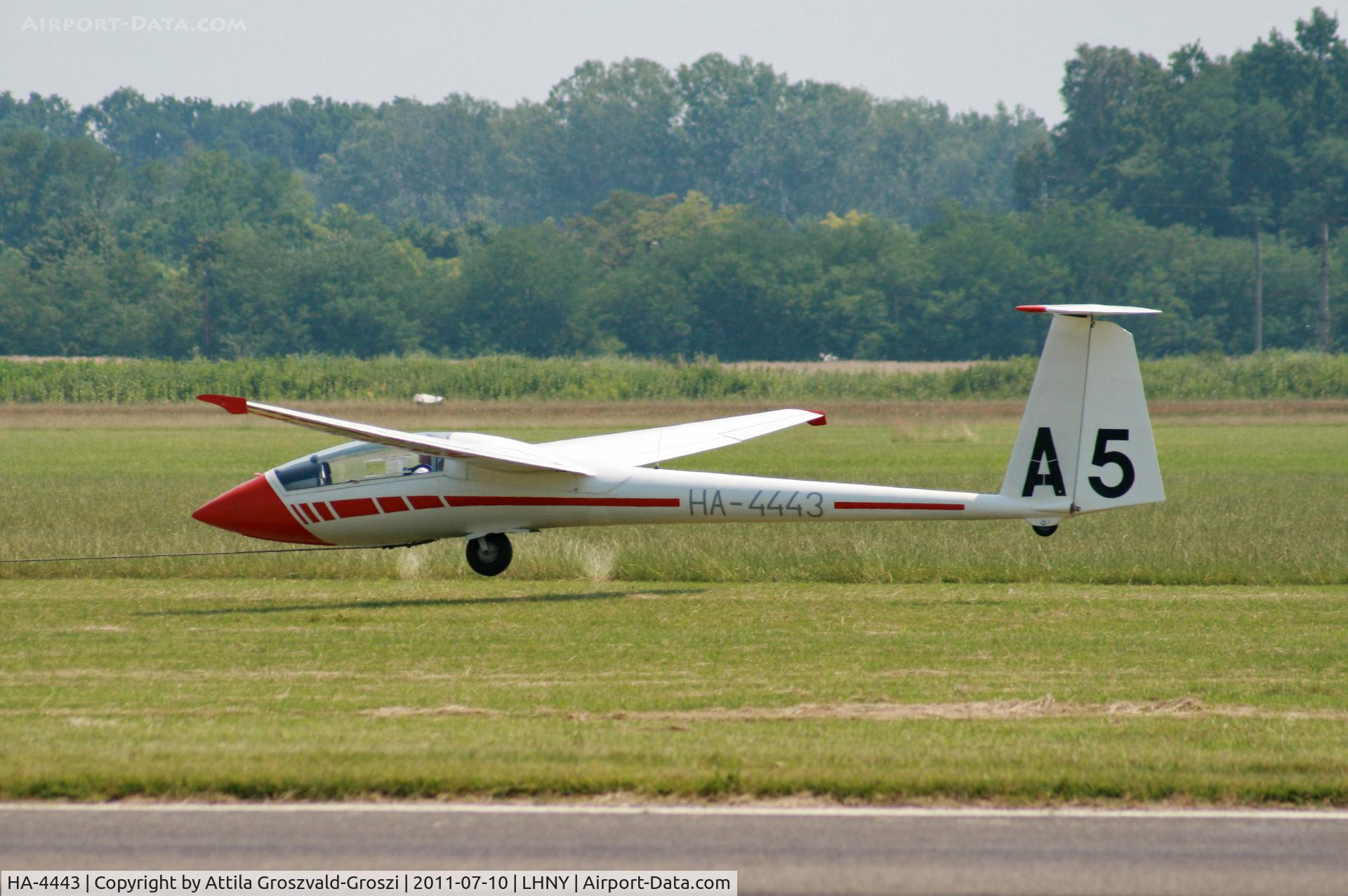 HA-4443, 1982 ICA-Brasov IS-29D2 C/N 172, LHNY - Nyiregyháza Airport, Hungary. Airshow 2011