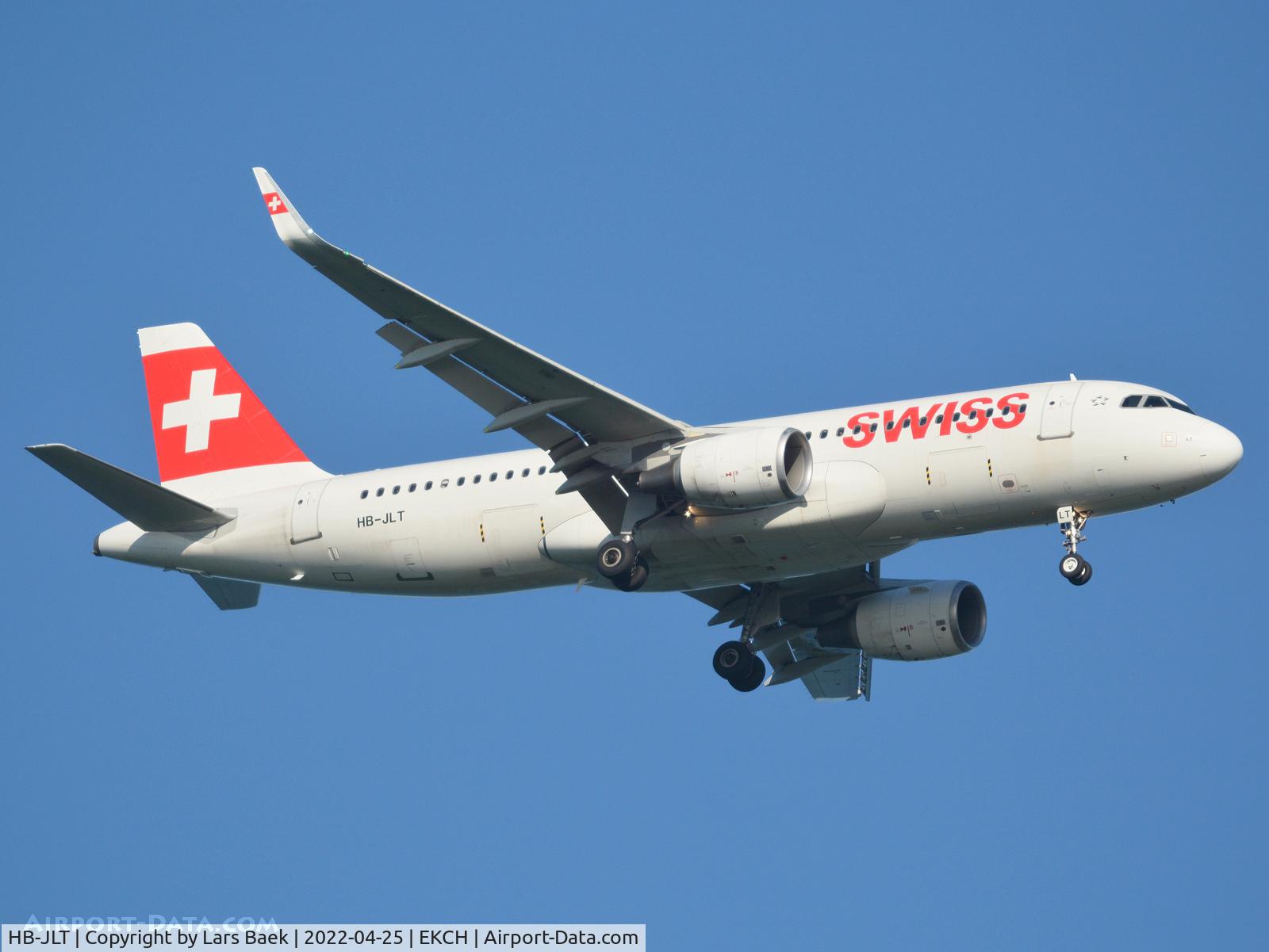 HB-JLT, 2013 Airbus A320-214 C/N 5518, RWY04L, from Kongelundsfortet