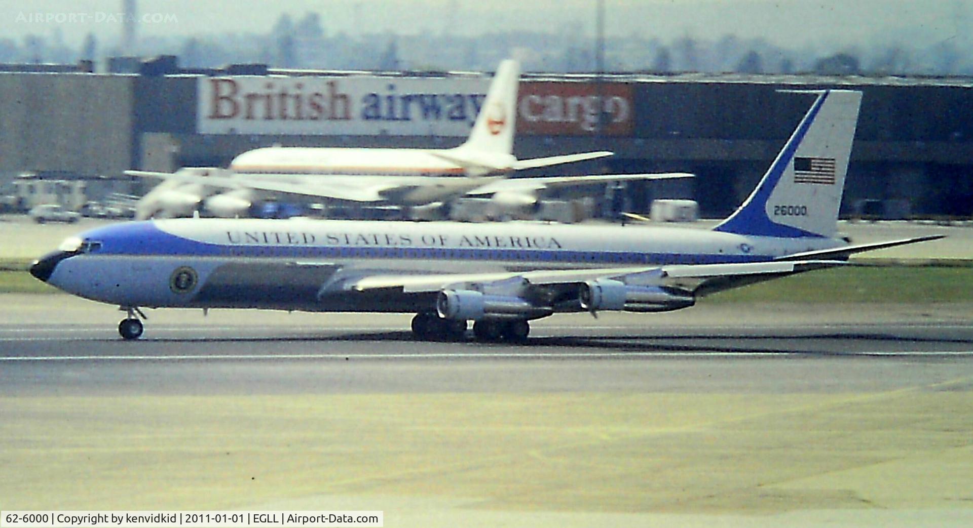 62-6000, 1962 Boeing VC-137C (707-353B) C/N 18461, At London Heathrow.