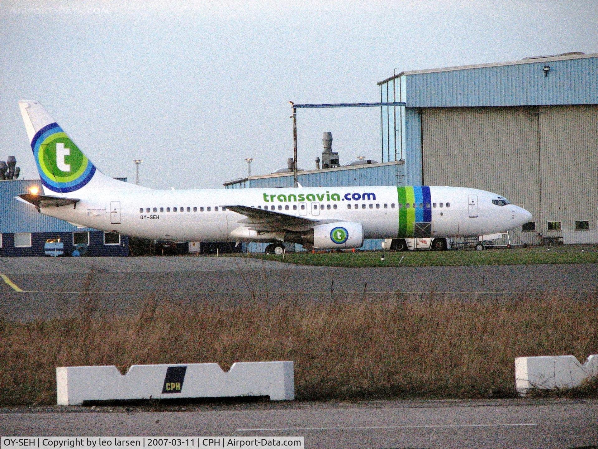 OY-SEH, 1999 Boeing 737-85H C/N 29444, Copenhagen 11.3.2007