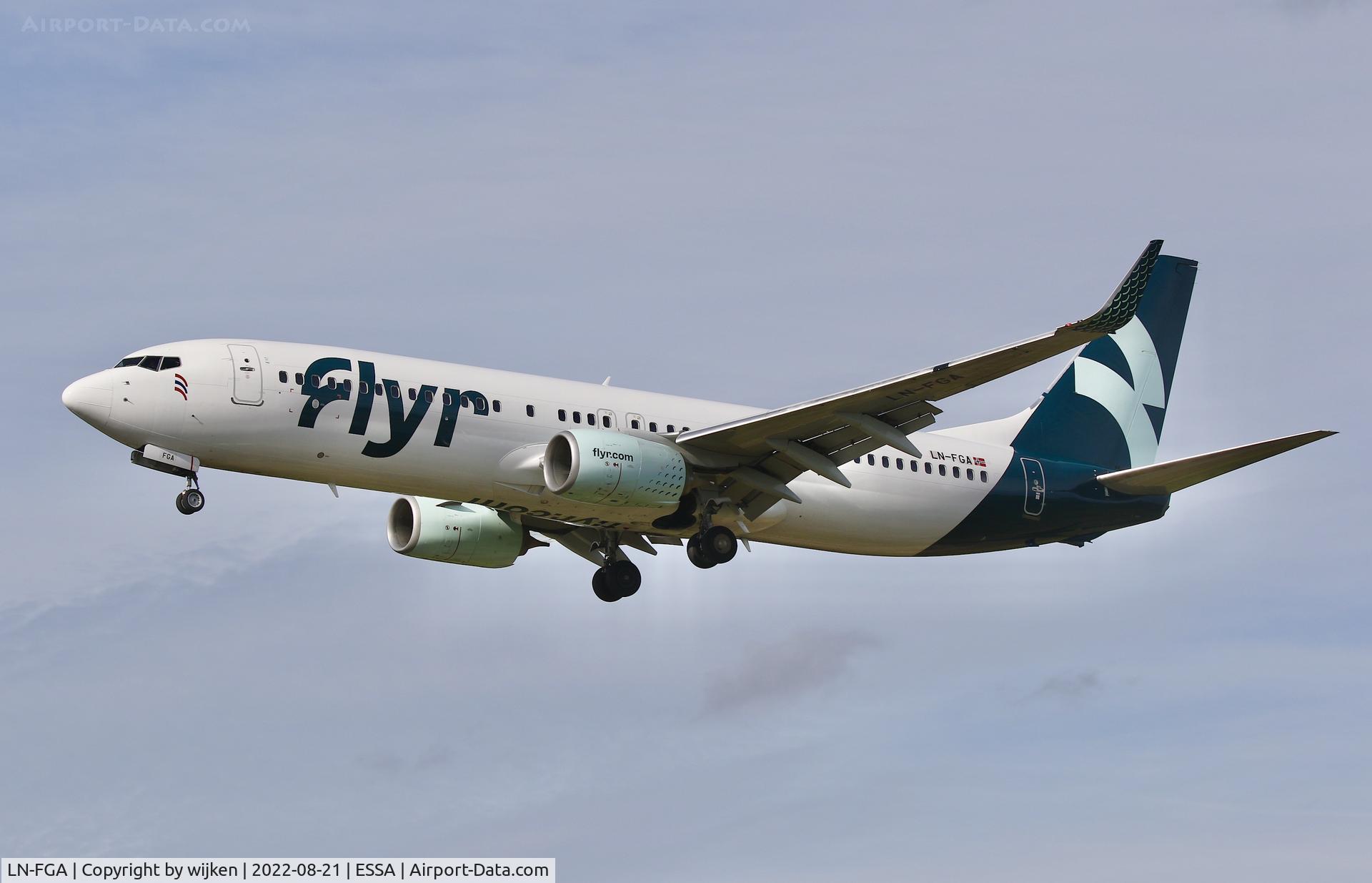 LN-FGA, 2012 Boeing 737-82R C/N 40014, RWY 26
