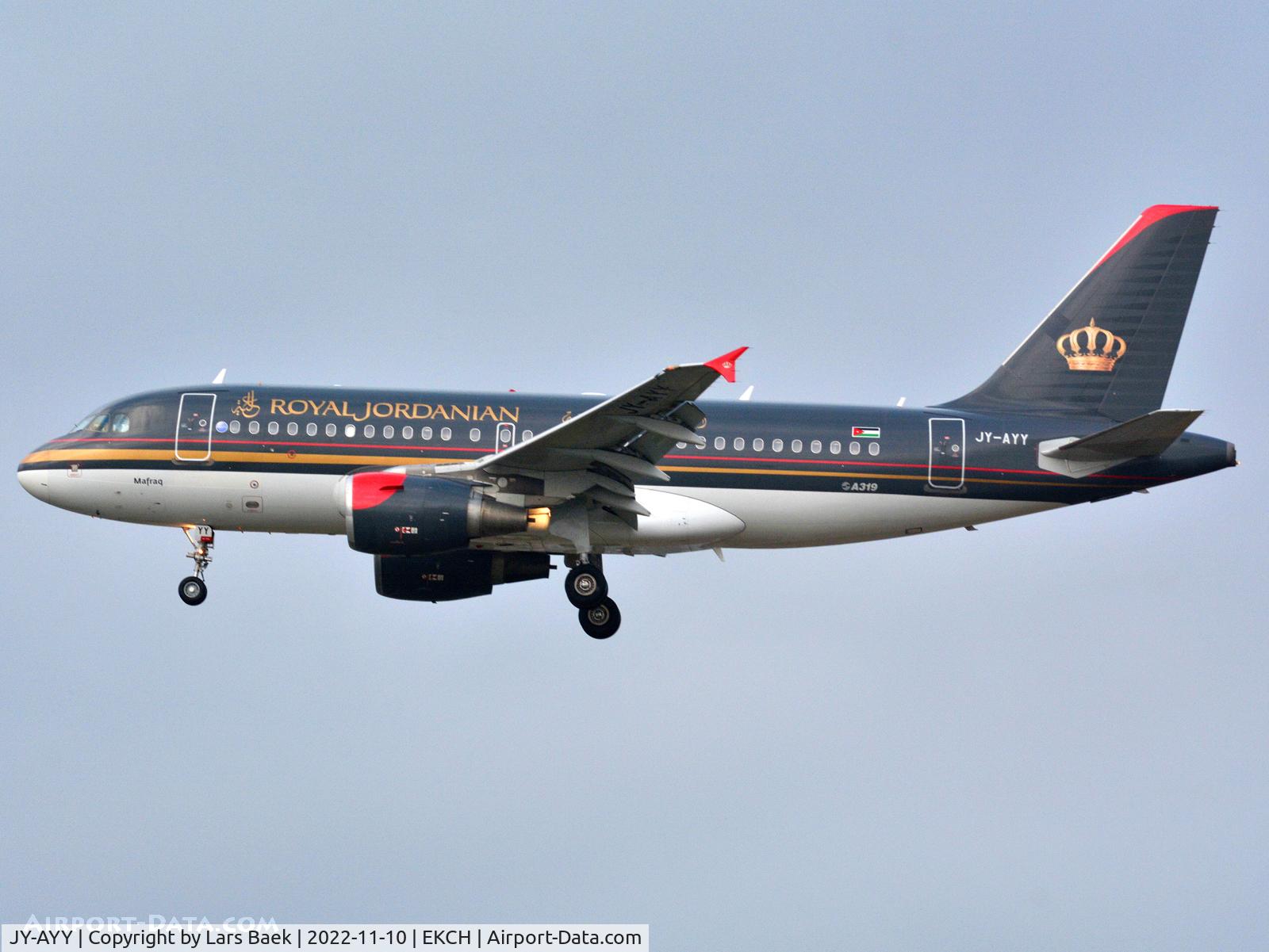 JY-AYY, 2006 Airbus A319-112 C/N 2913, RWY22L