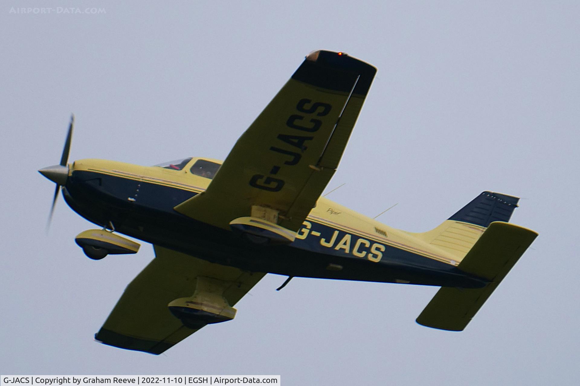 G-JACS, 1997 Piper PA-28-181 Cherokee Archer II C/N 28-43078, Departing from Norwich.