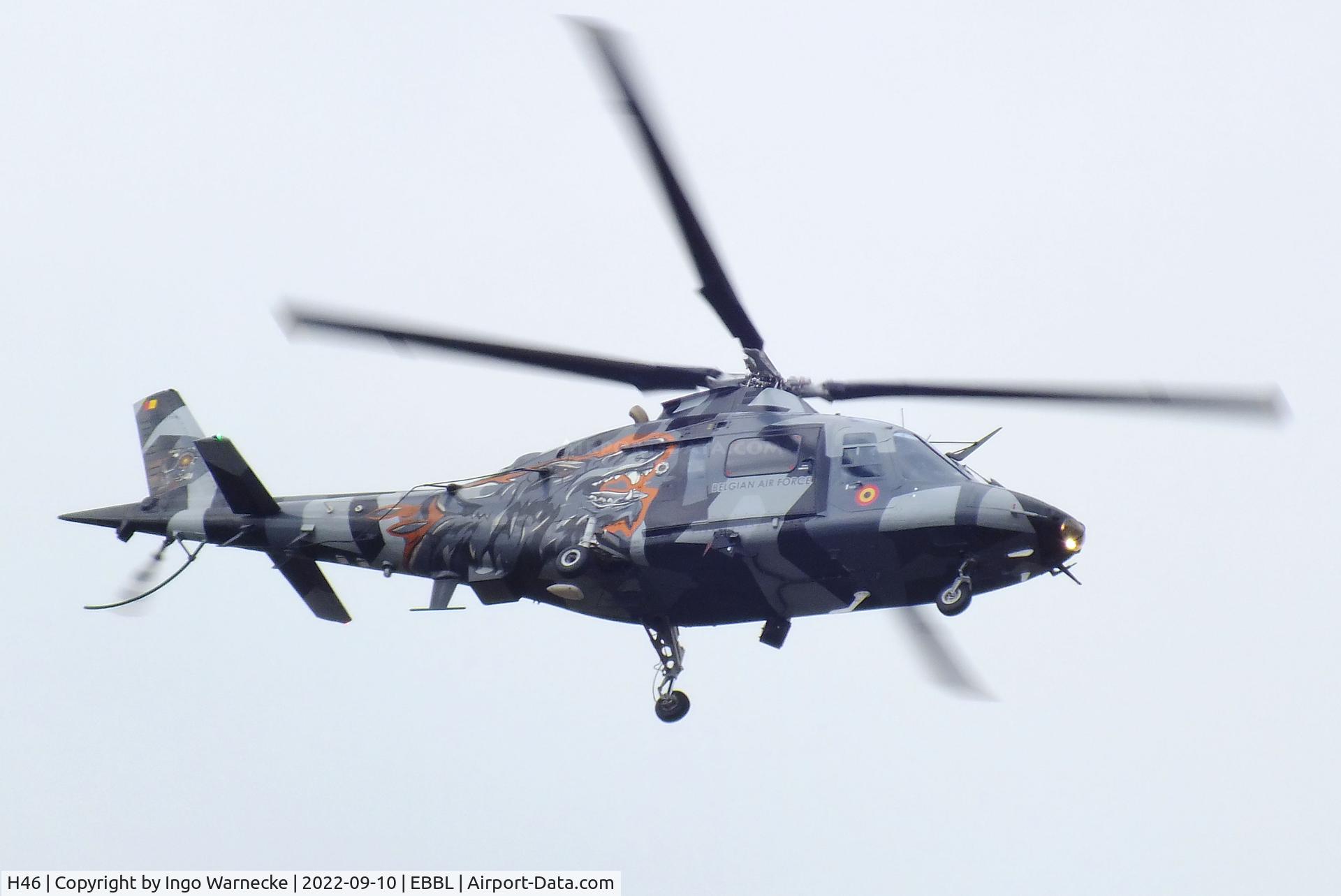 H46, Agusta A-109BA C/N 0300, Agusta A.109BA of the FAeB (Belgian air force) display team in 'Razzle Blades' special colours at the 2022 Sanicole Spottersday at Kleine Brogel air base
