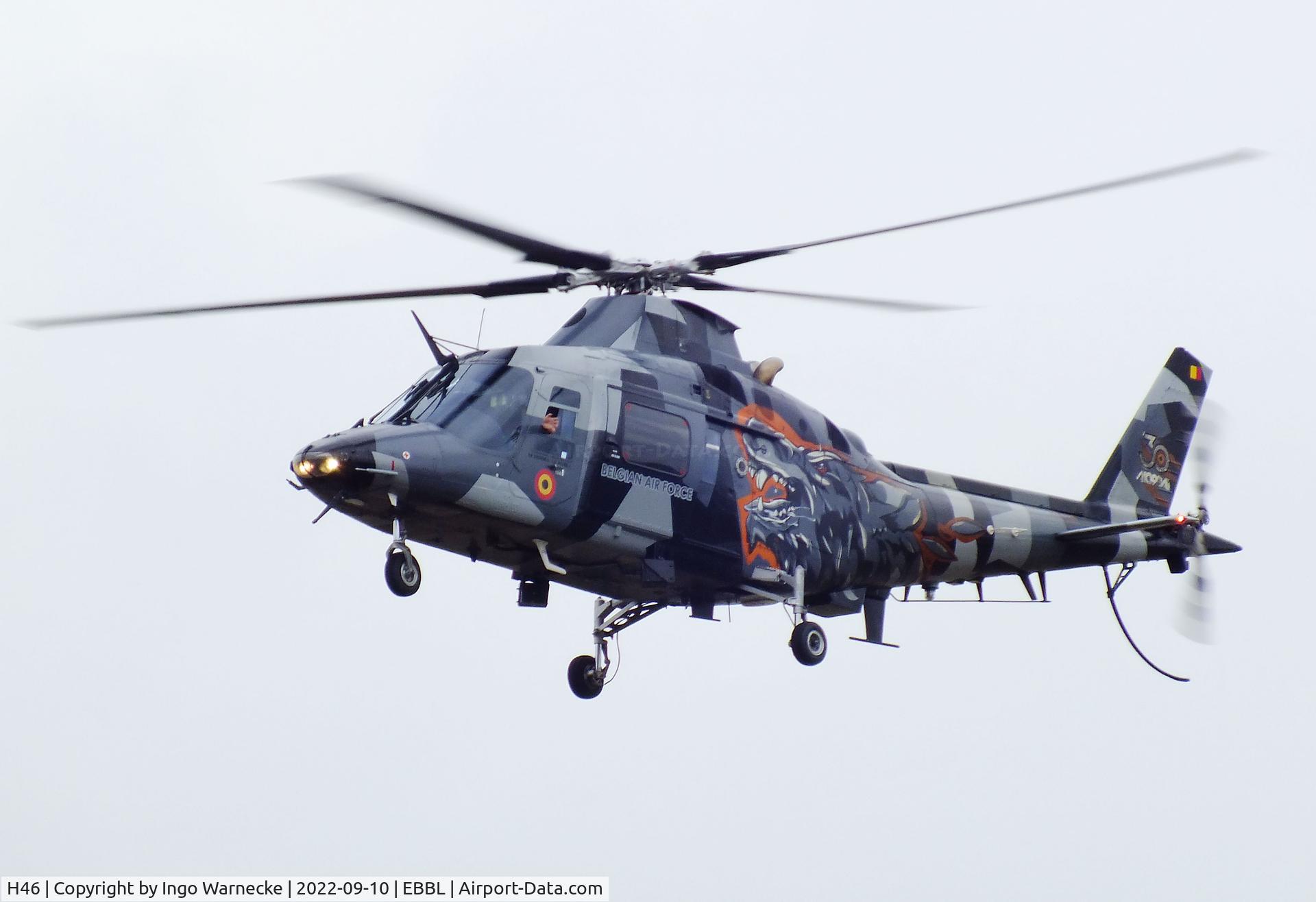 H46, Agusta A-109BA C/N 0300, Agusta A.109BA of the FAeB (Belgian air force) display team in 'Razzle Blades' special colours at the 2022 Sanicole Spottersday at Kleine Brogel air base