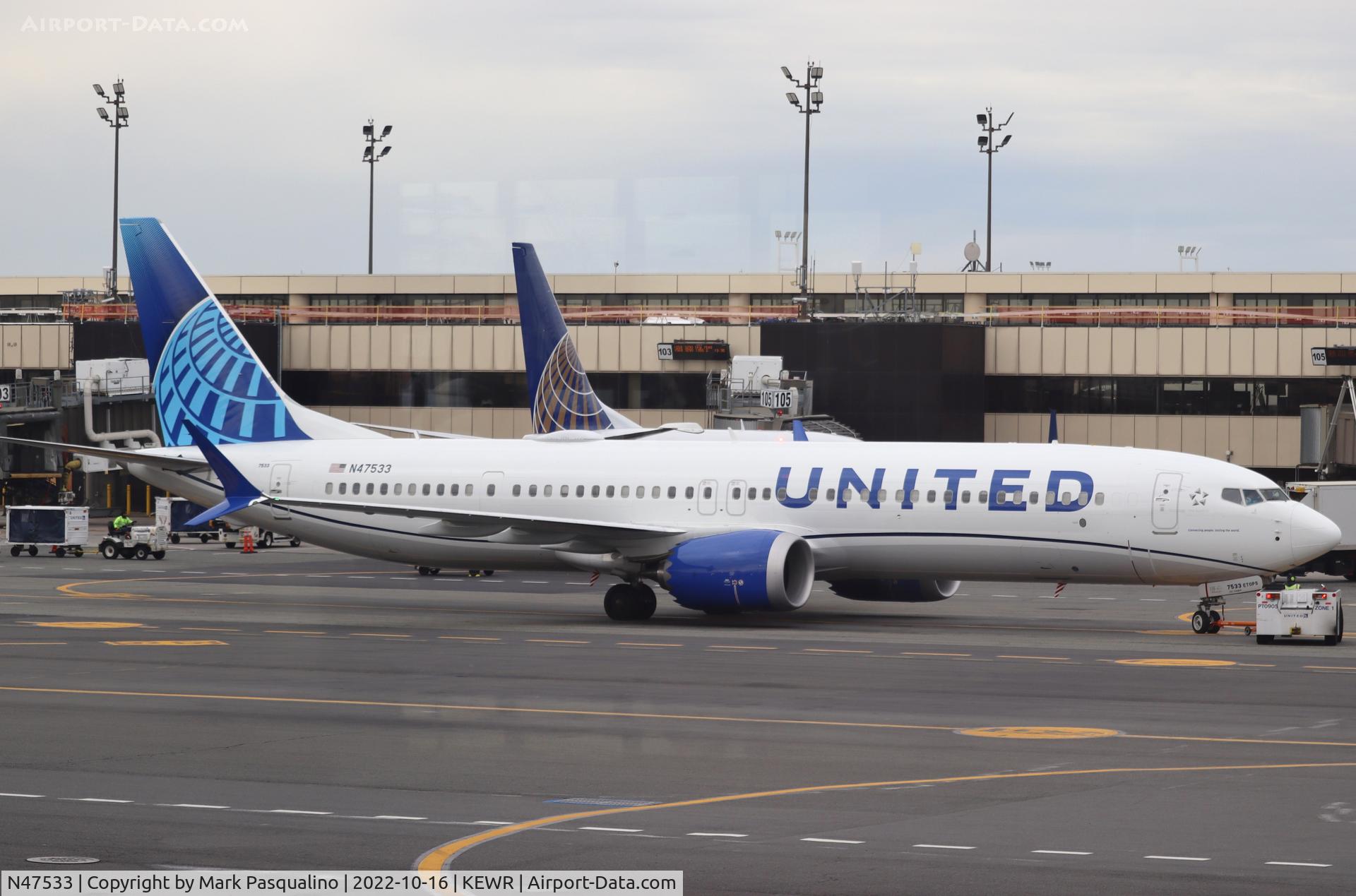 N47533, 2022 Boeing 737-9 MAX C/N 66120, Boeing 737-9 MAX