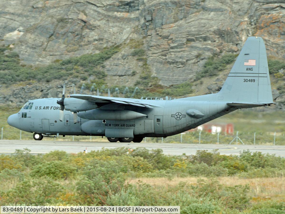 83-0489, 1983 Lockheed C-130H Hercules C/N 382-5018, Departing
