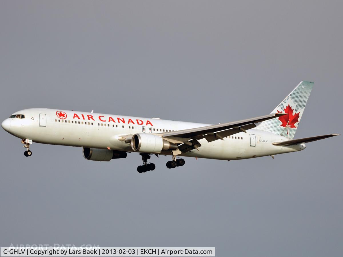 C-GHLV, 2001 Boeing 767-333 C/N 30852, RWY22L from YYZ