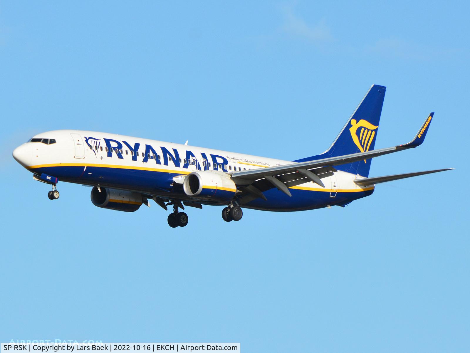 SP-RSK, 2018 Boeing 737-8AS C/N 44847, RWY22L Ryanair Sun