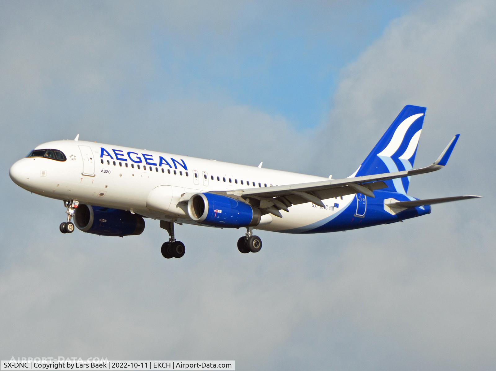 SX-DNC, 2016 Airbus A320-232 C/N 6961, RWY22L