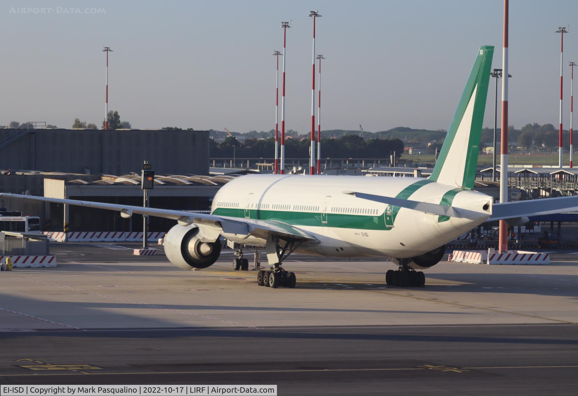 EI-ISD, 2003 Boeing 777-243/ER C/N 32860, Boeing 777-243/ER