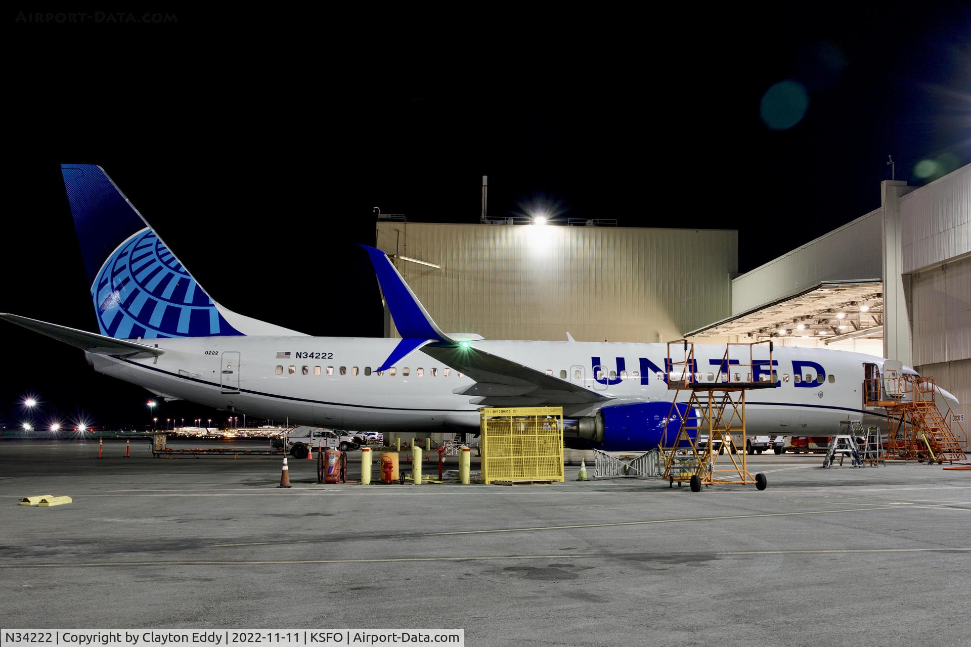N34222, 1998 Boeing 737-824 C/N 28931, SFO 2022.