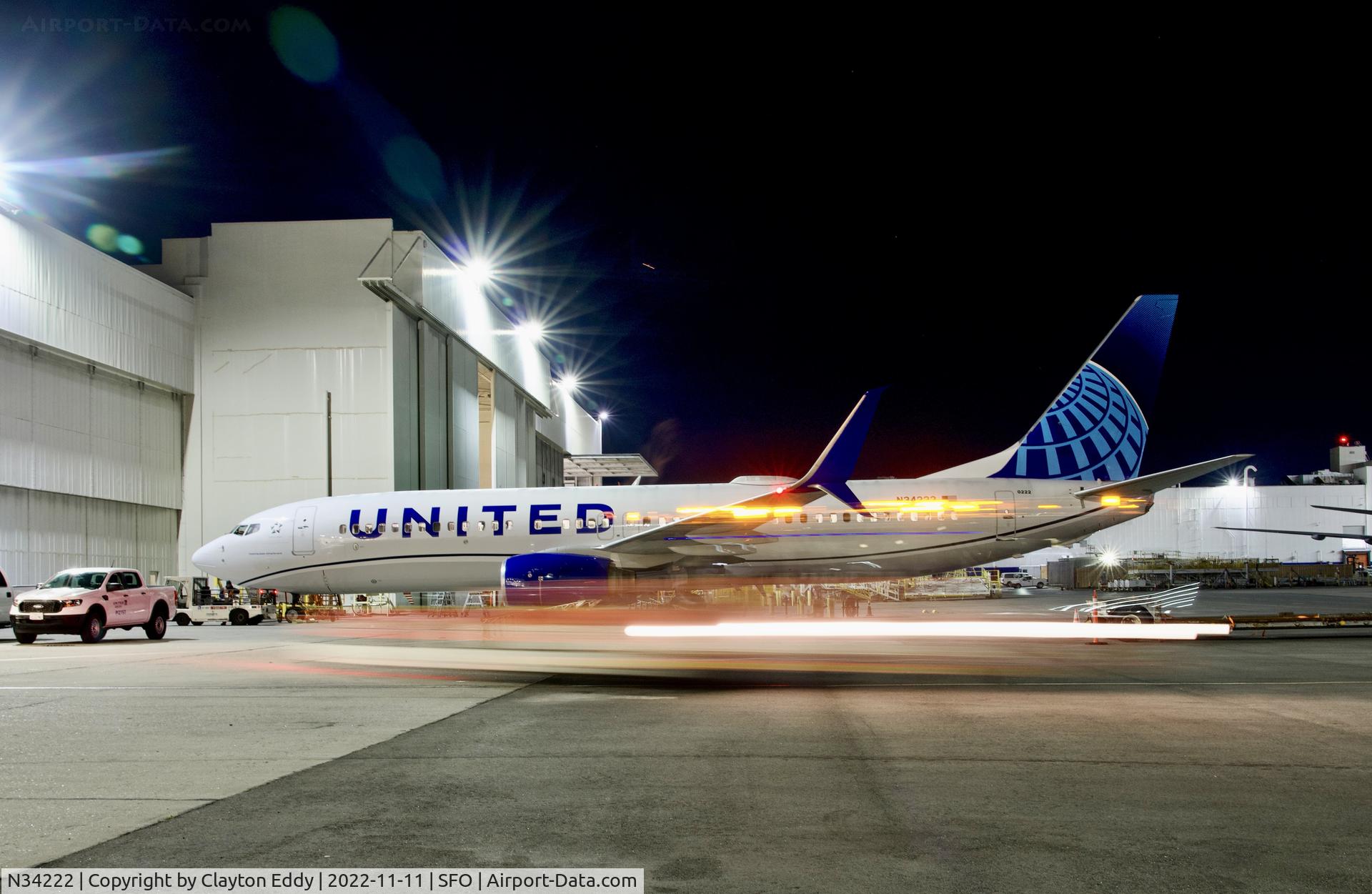 N34222, 1998 Boeing 737-824 C/N 28931, SFO 2022.