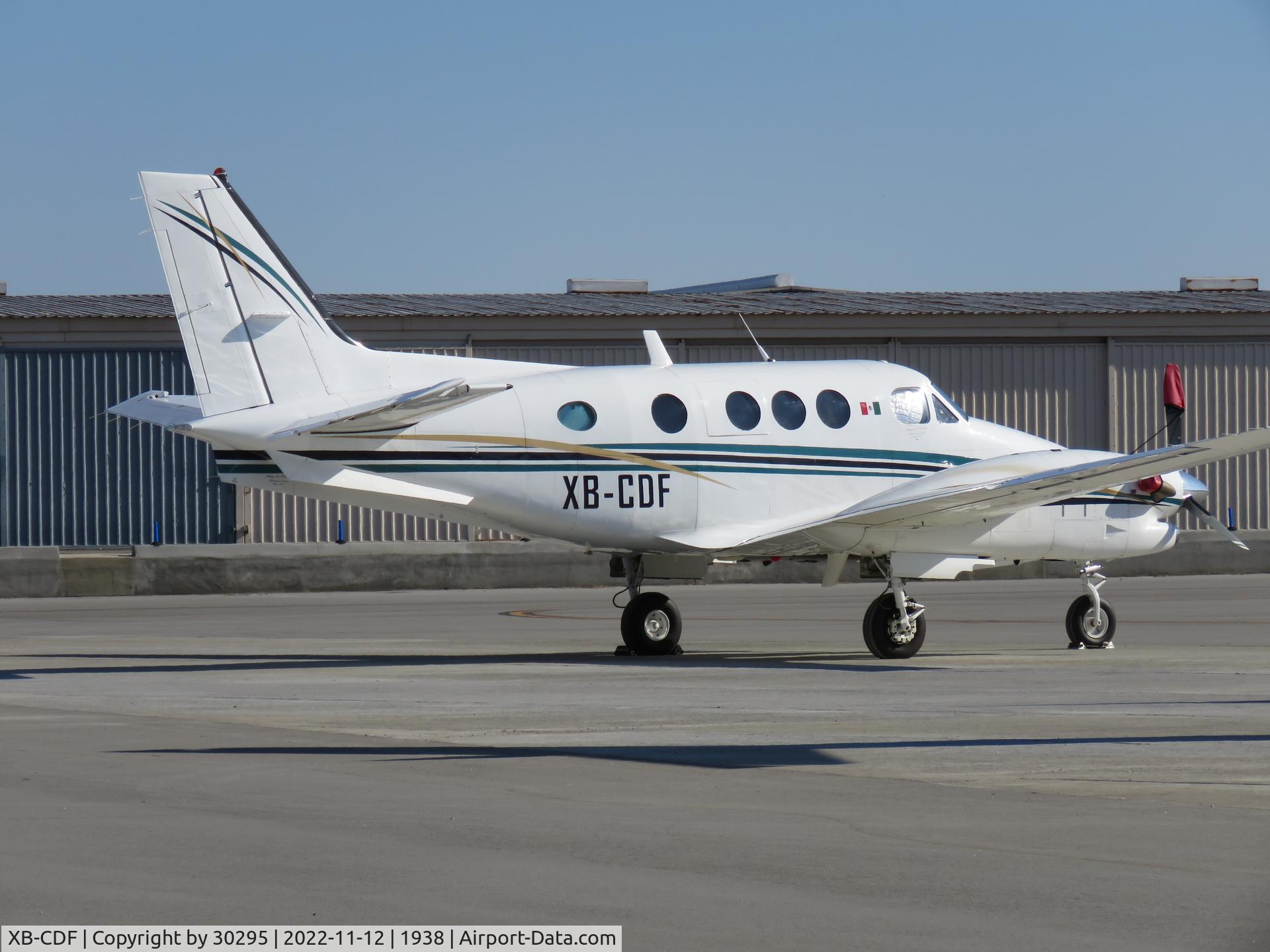 XB-CDF, 2000 Beech C90B King Air C/N LJ-1580, Parked