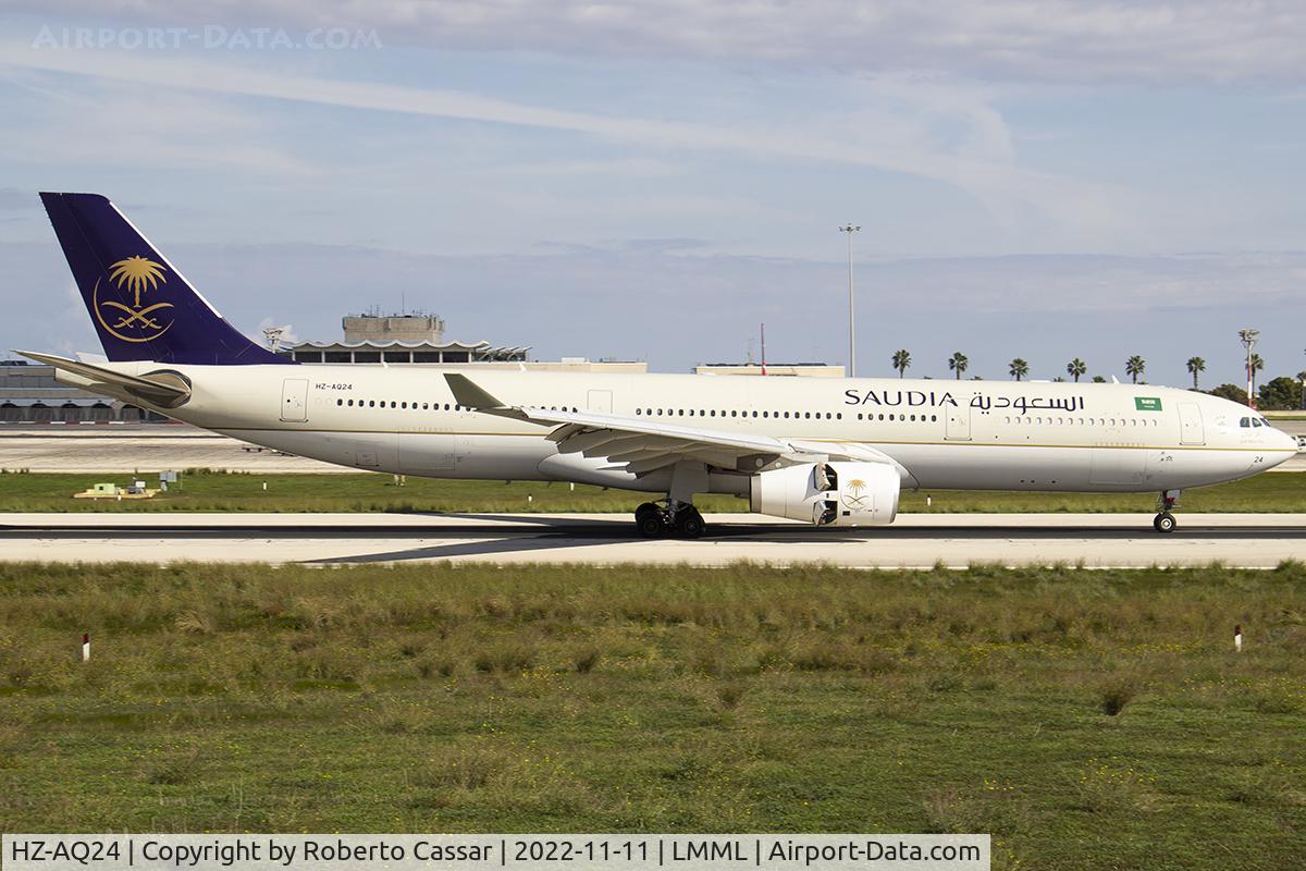 HZ-AQ24, 2017 Airbus A330-343 C/N 1781, Runway 13