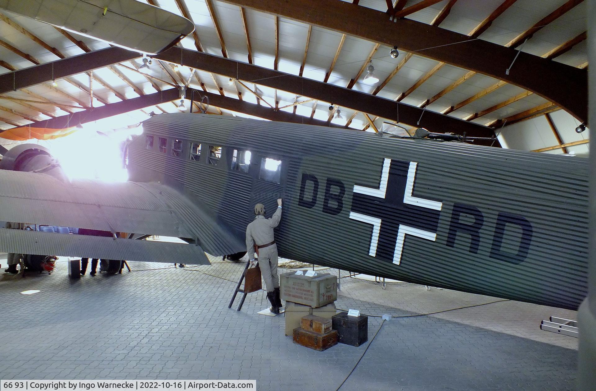 66 93, 1939 Junkers Ju-52/3mg4e C/N 6693, Junkers Ju 52/3m g4e at the Ju52-Halle (Lufttransportmuseum), Wunstorf