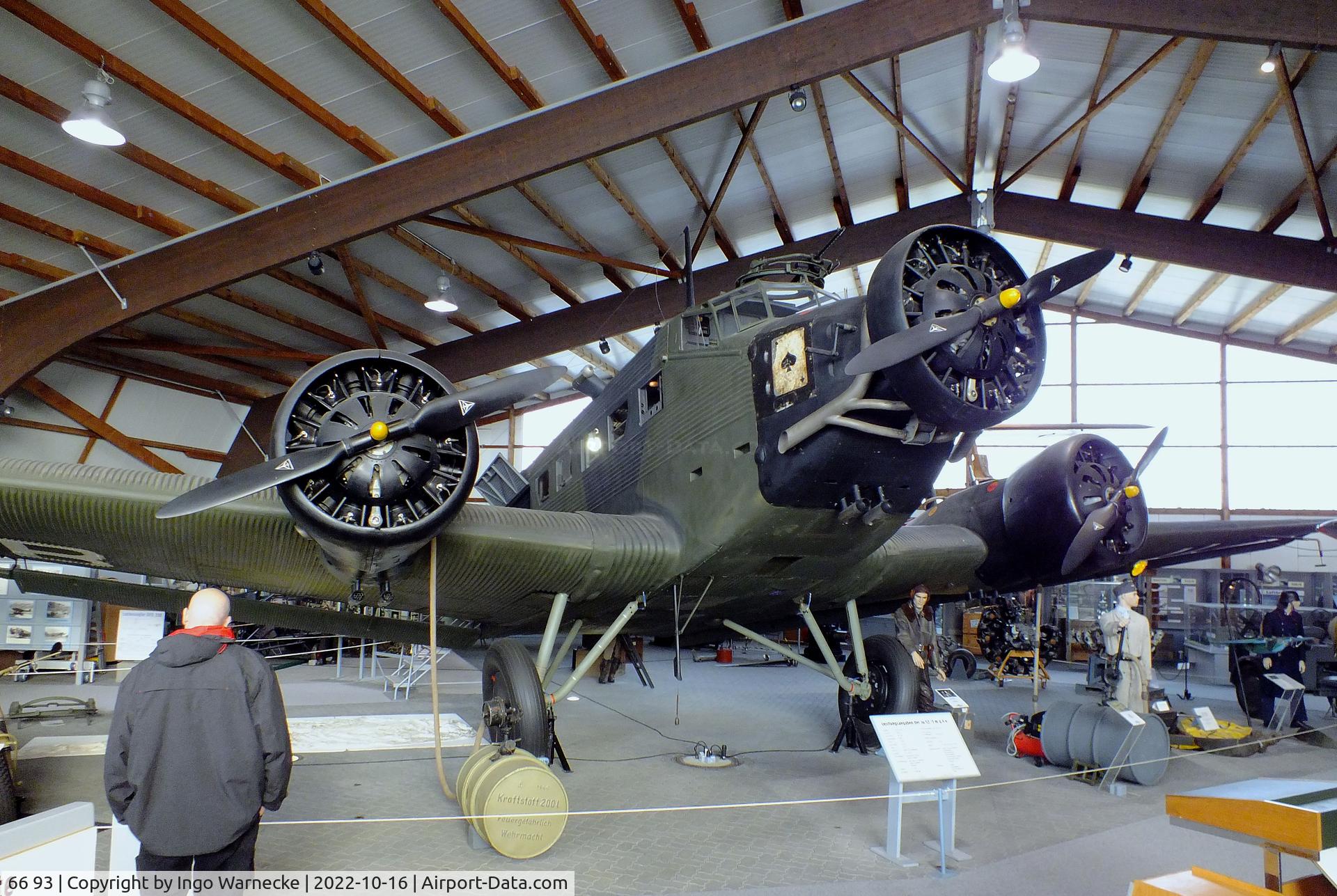 66 93, 1939 Junkers Ju-52/3mg4e C/N 6693, Junkers Ju 52/3m g4e at the Ju52-Halle (Lufttransportmuseum), Wunstorf