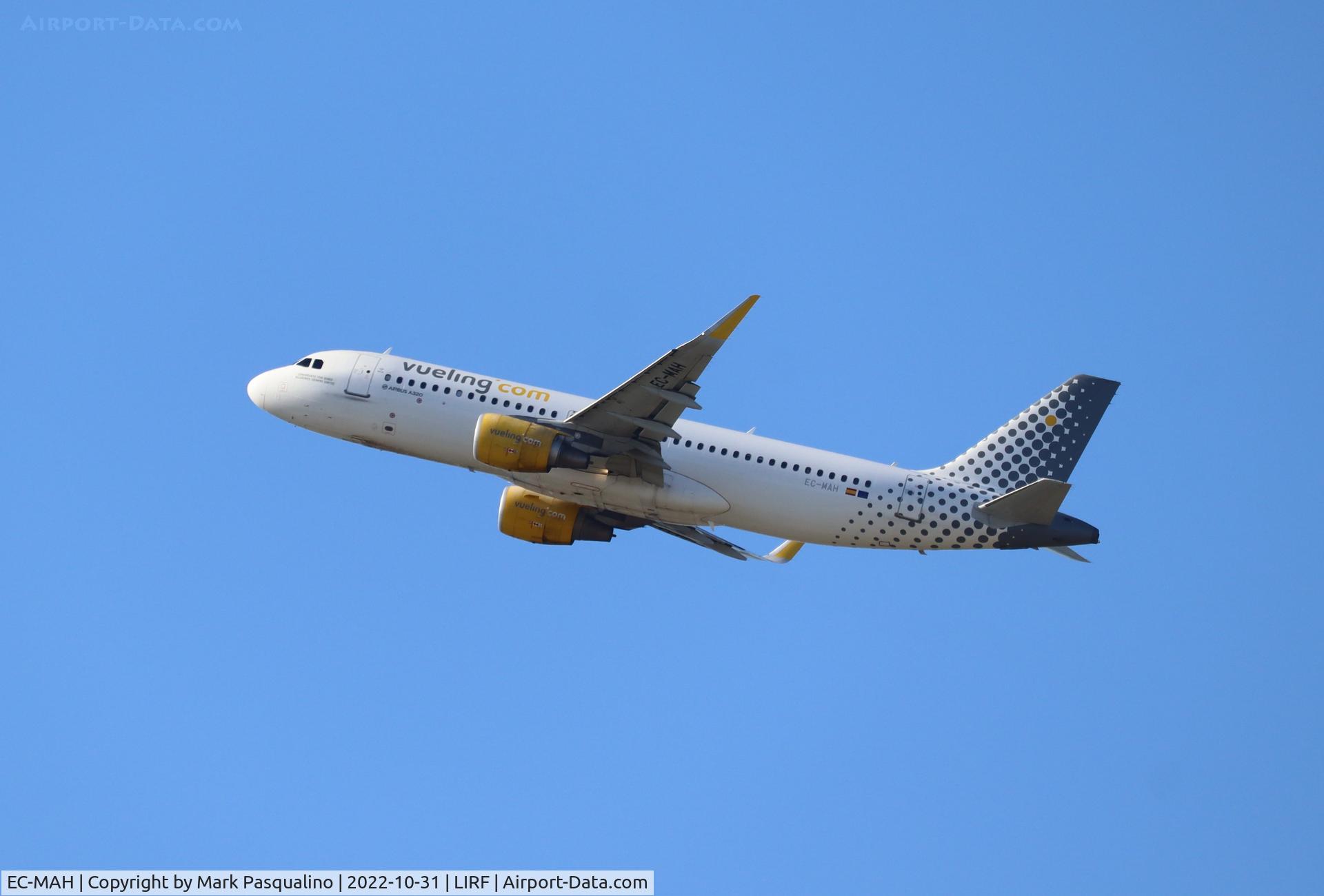 EC-MAH, 2014 Airbus A320-214 C/N 6039, Airbus A320-214