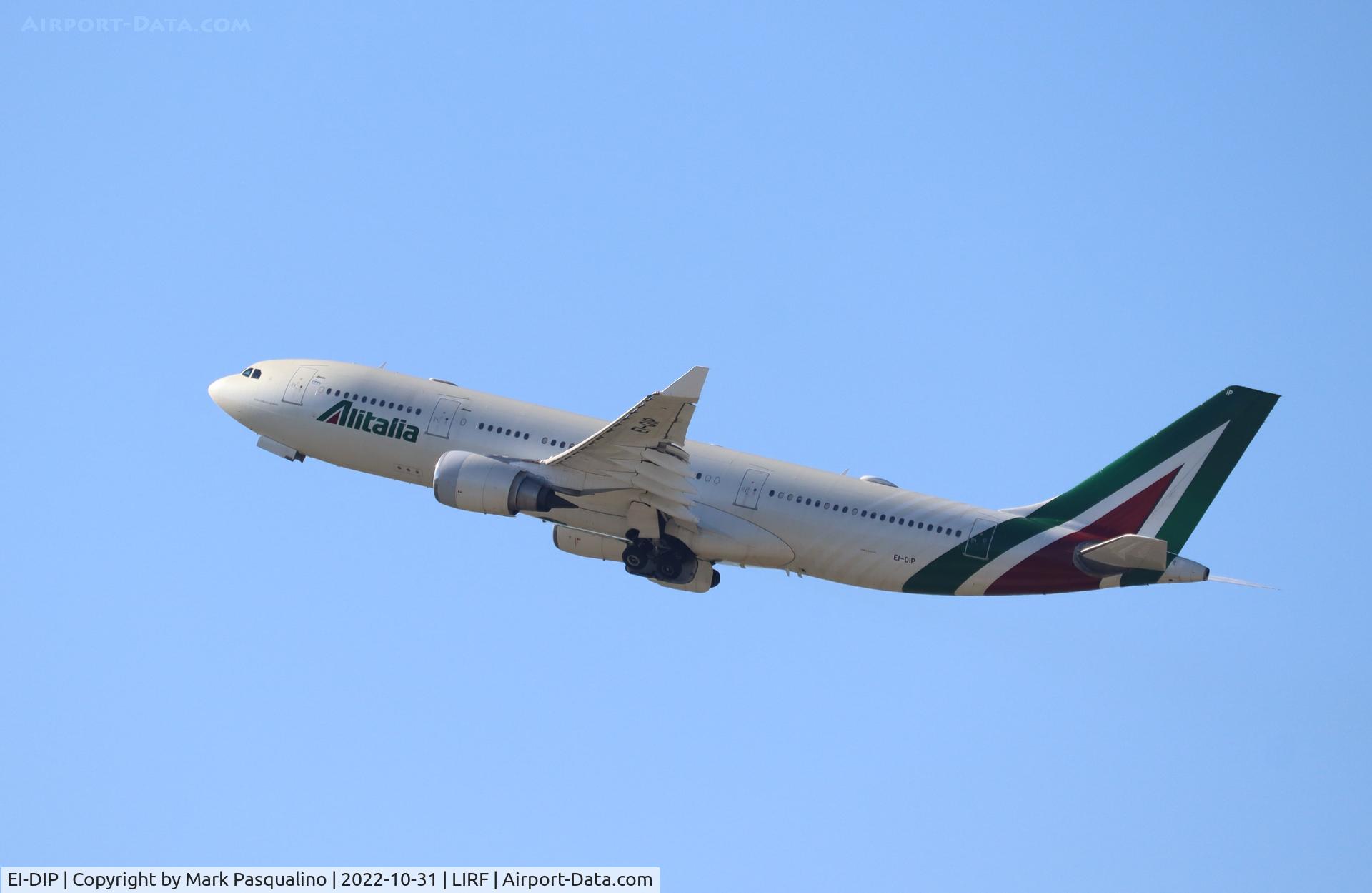 EI-DIP, 2000 Airbus A330-202 C/N 339, Airbus A330-202