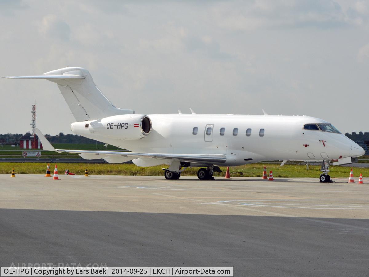 OE-HPG, 2008 Bombardier Challenger 300 (BD-100-1A10) C/N 20251, Parked