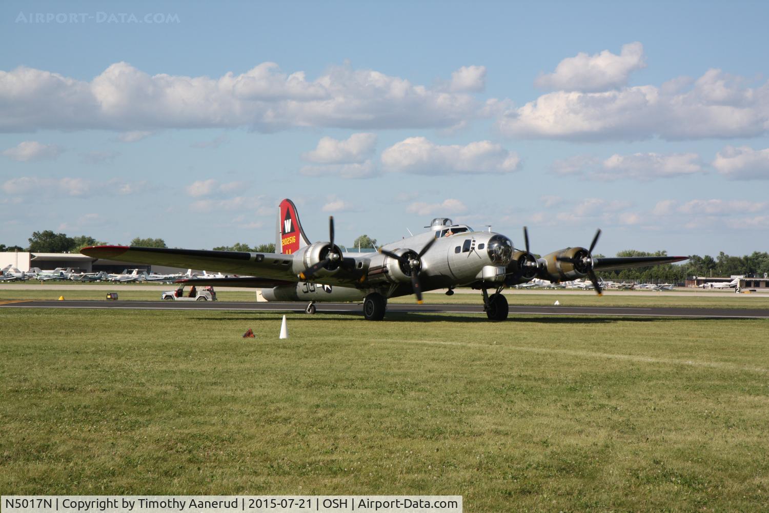 N5017N, 1944 Lockheed/Vega (Boeing) B-17G-105-VE Flying Fortress C/N 8649, 1944 Lockheed/Vega B-17G-105-VE Flying Fortress, c/n: 8649, AirVenture 2015.  Landing at Oshkosh for some scheduled maintenance.