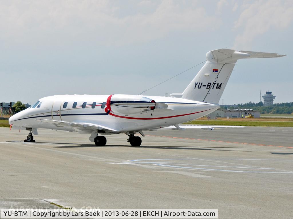 YU-BTM, 1997 Cessna 650 Citation VII C/N 650-7080, Parked